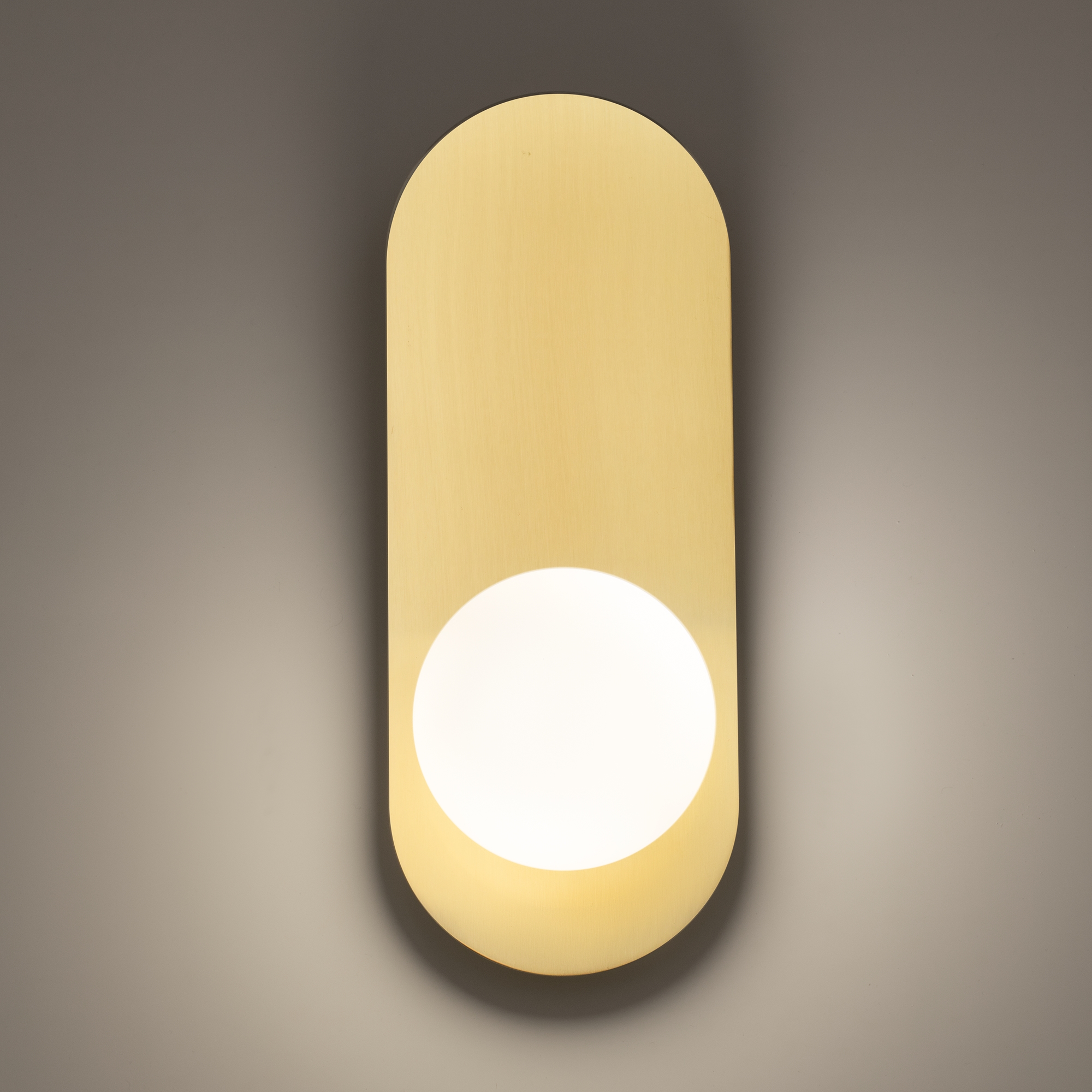 Дополнительная картинка Настенный светильник (бра) Maytoni MOD419WL-01G