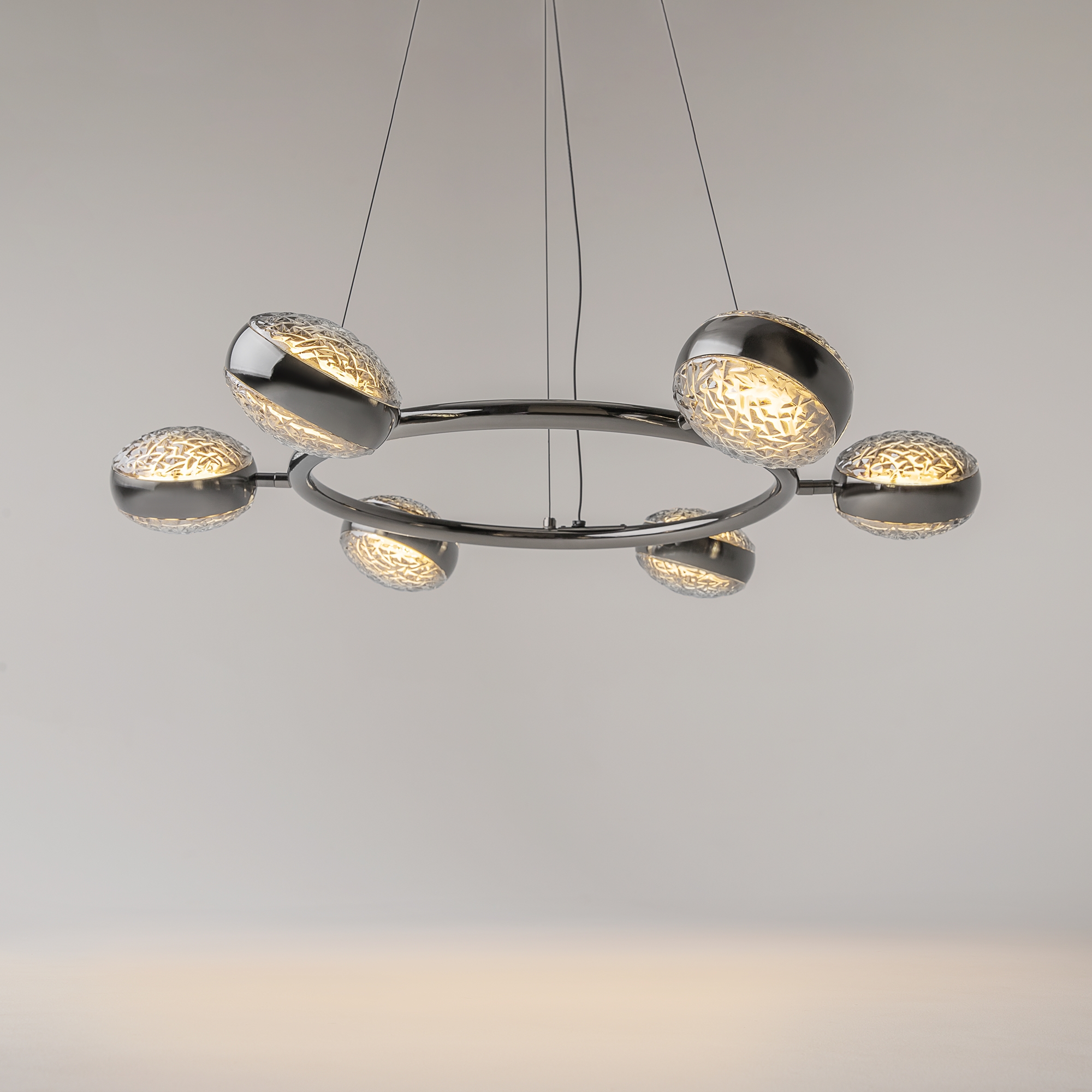 Дополнительная картинка Подвесной светильник Maytoni MOD299PL-L60BC3K