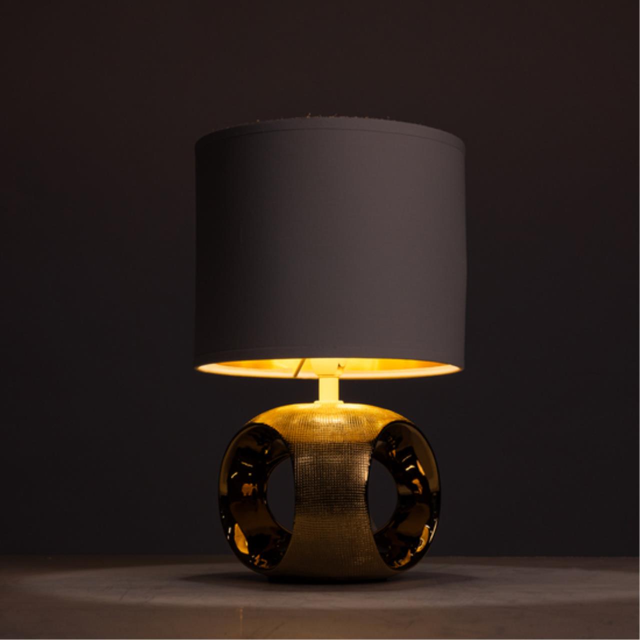 Дополнительная картинка Настольный светильник Arte Lamp ZAURAK A5035LT-1GO