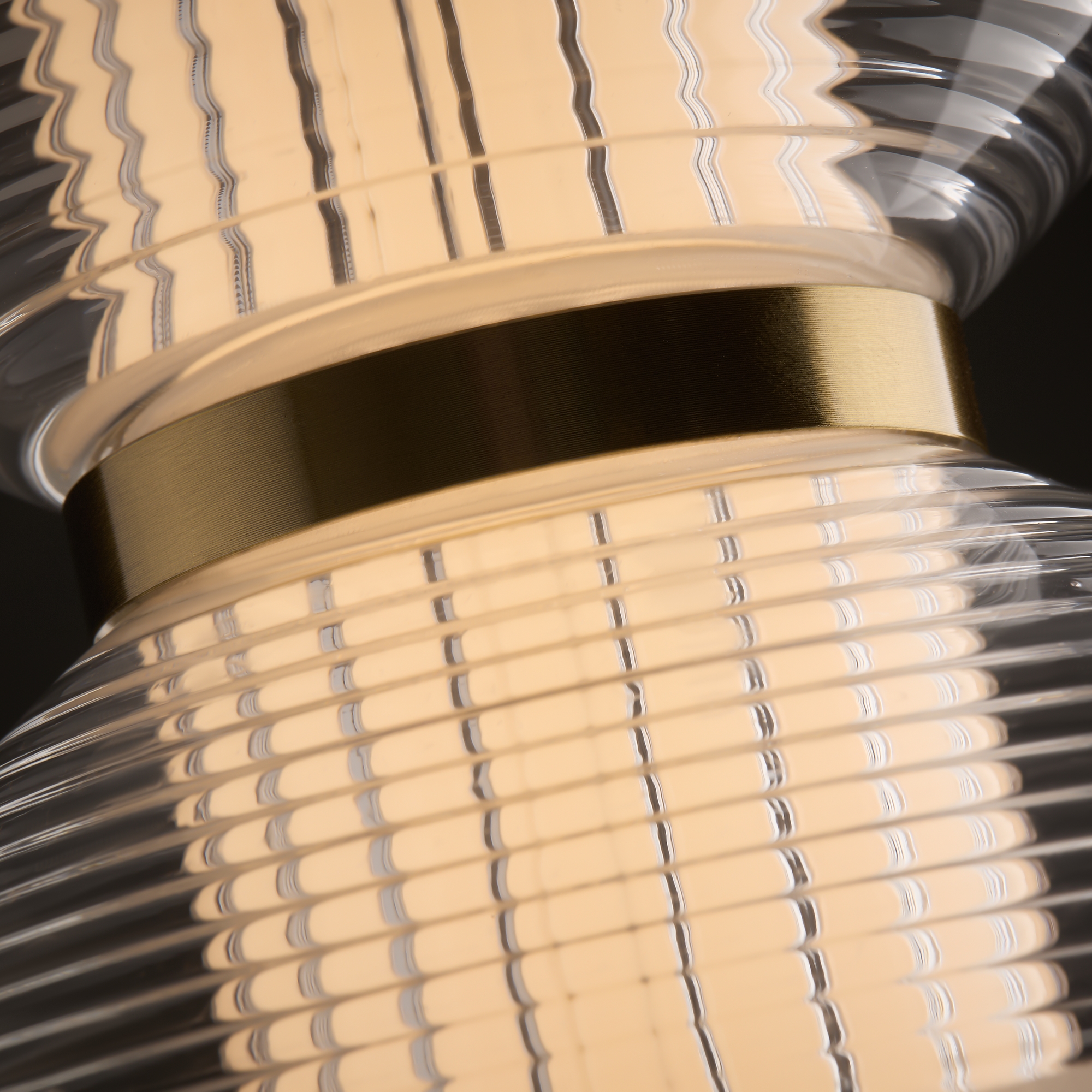 Дополнительная картинка Подвесной светильник Freya FR6136PL-L6BT