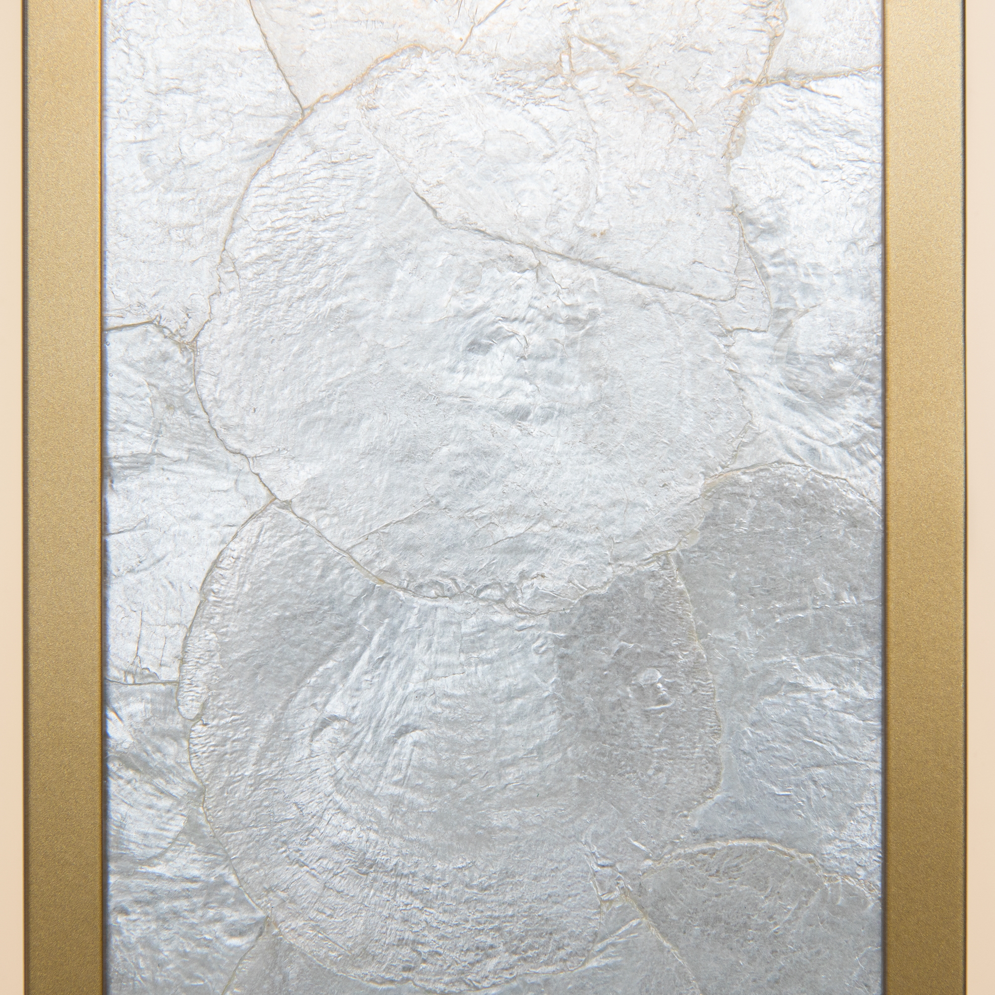 Картинка Настенный светильник (бра) Maytoni MOD473WL-L20BSK Perlamour