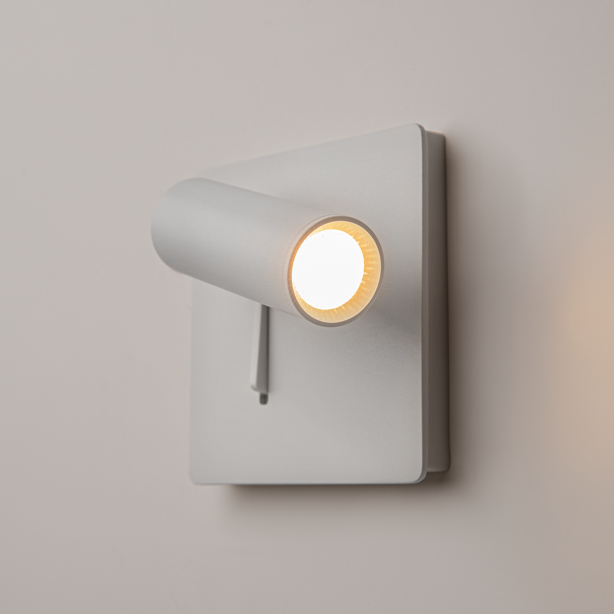 Дополнительная картинка Бра Maytoni Mirax C040WL-L3W3K