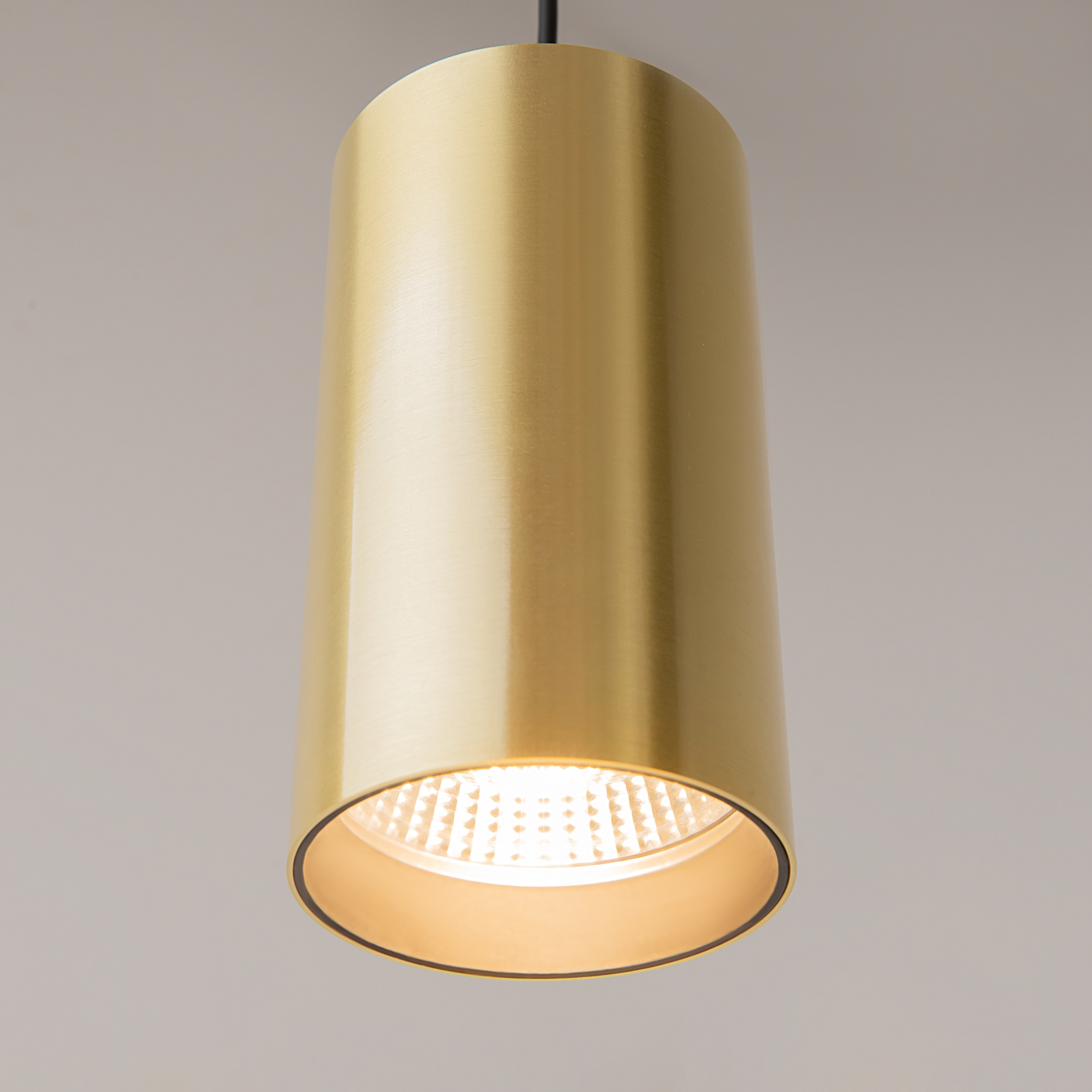 Дополнительная картинка Подвесной светильник Technical P100PL-20W3K-BS