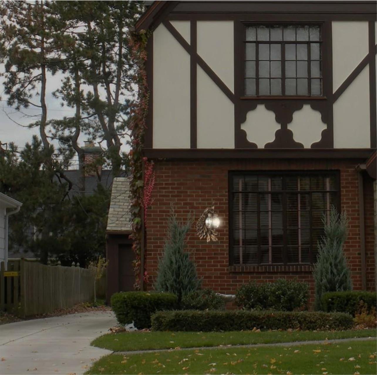 Дополнительная картинка Уличный настенный светильник Favourite Hunt 2081-1W