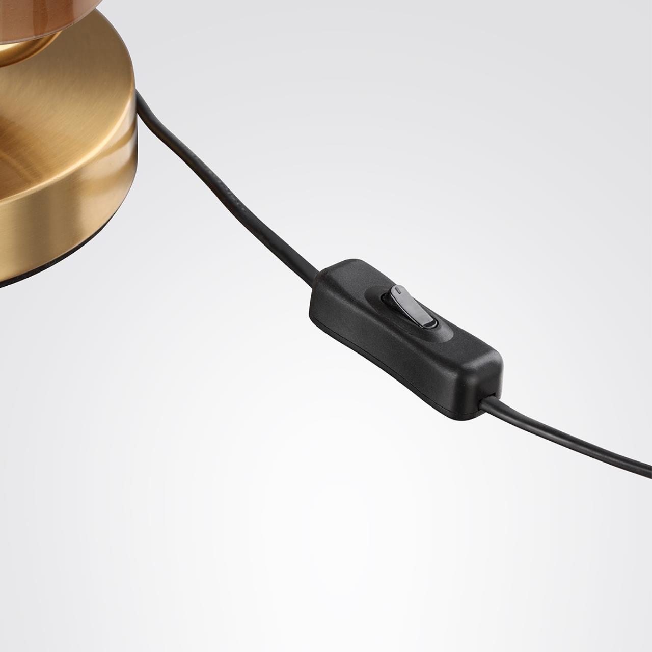 Картинка 5467/10TL Odeon Light  Настольная лампа LION