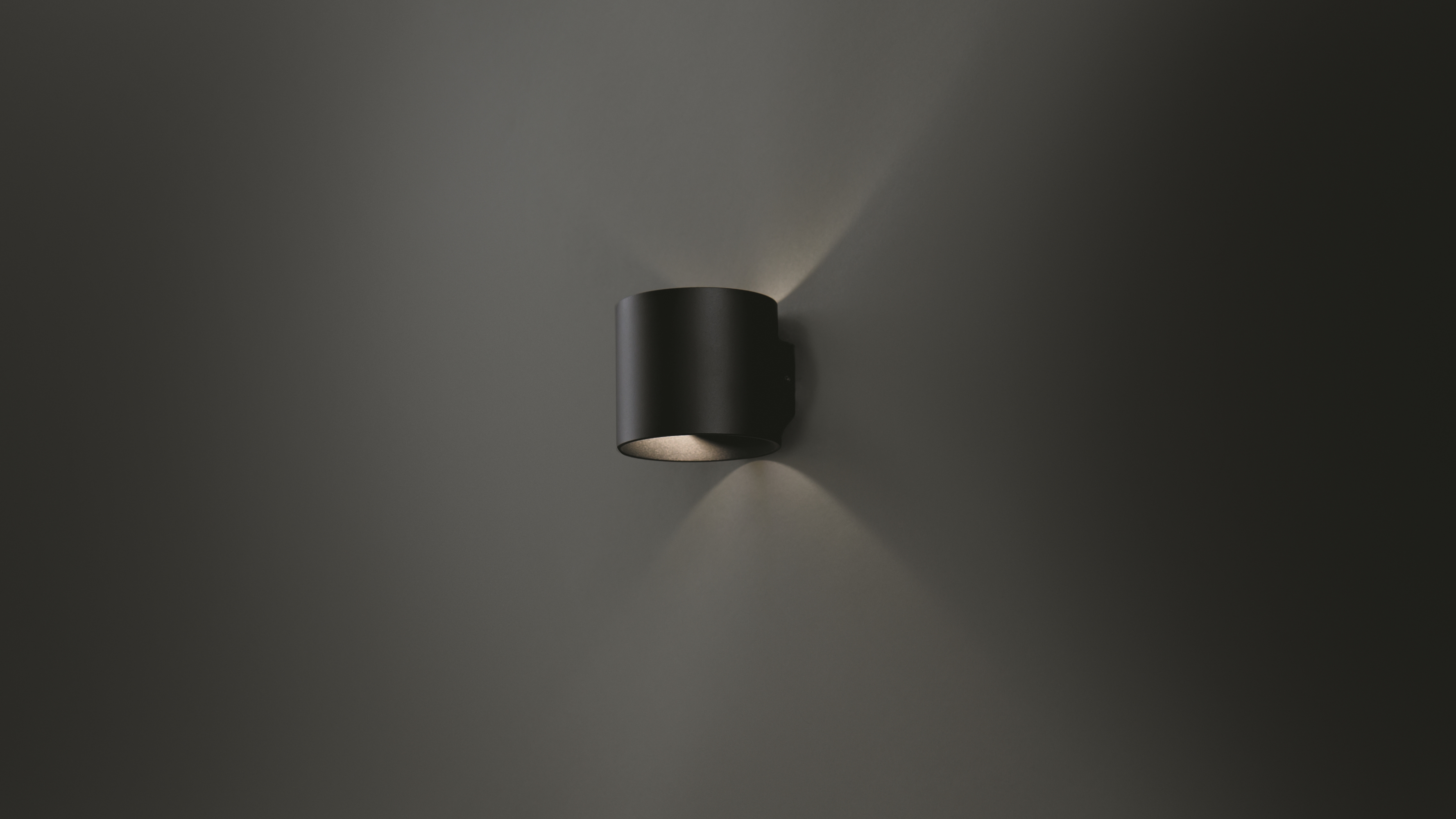 Дополнительная картинка Бра Maytoni Rond C066WL-01B