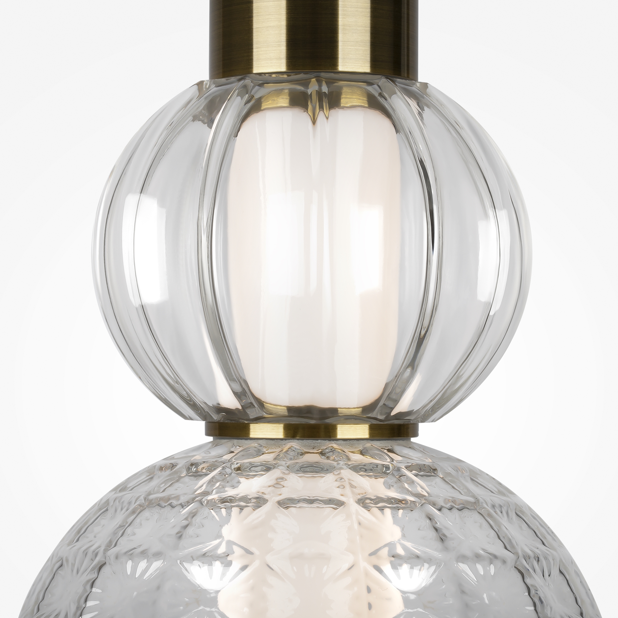 Дополнительная картинка Подвесной светильник Maytoni P069PL-L16G3K