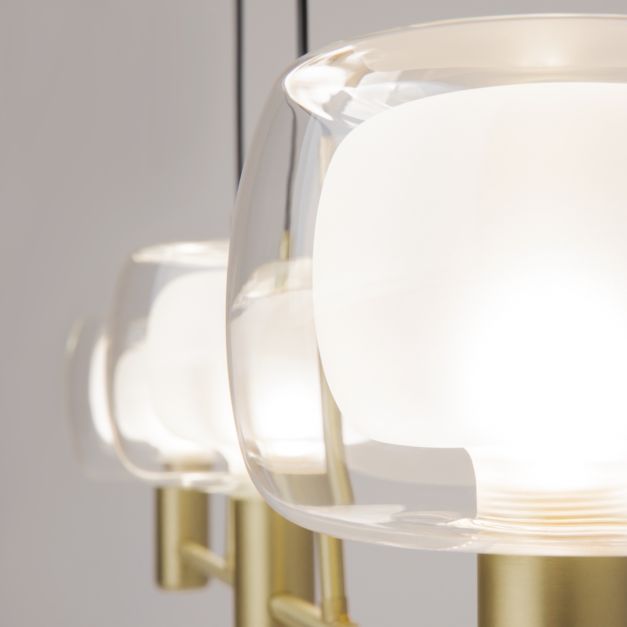 Дополнительная картинка Подвесной светильник Maytoni MOD411PL-03G