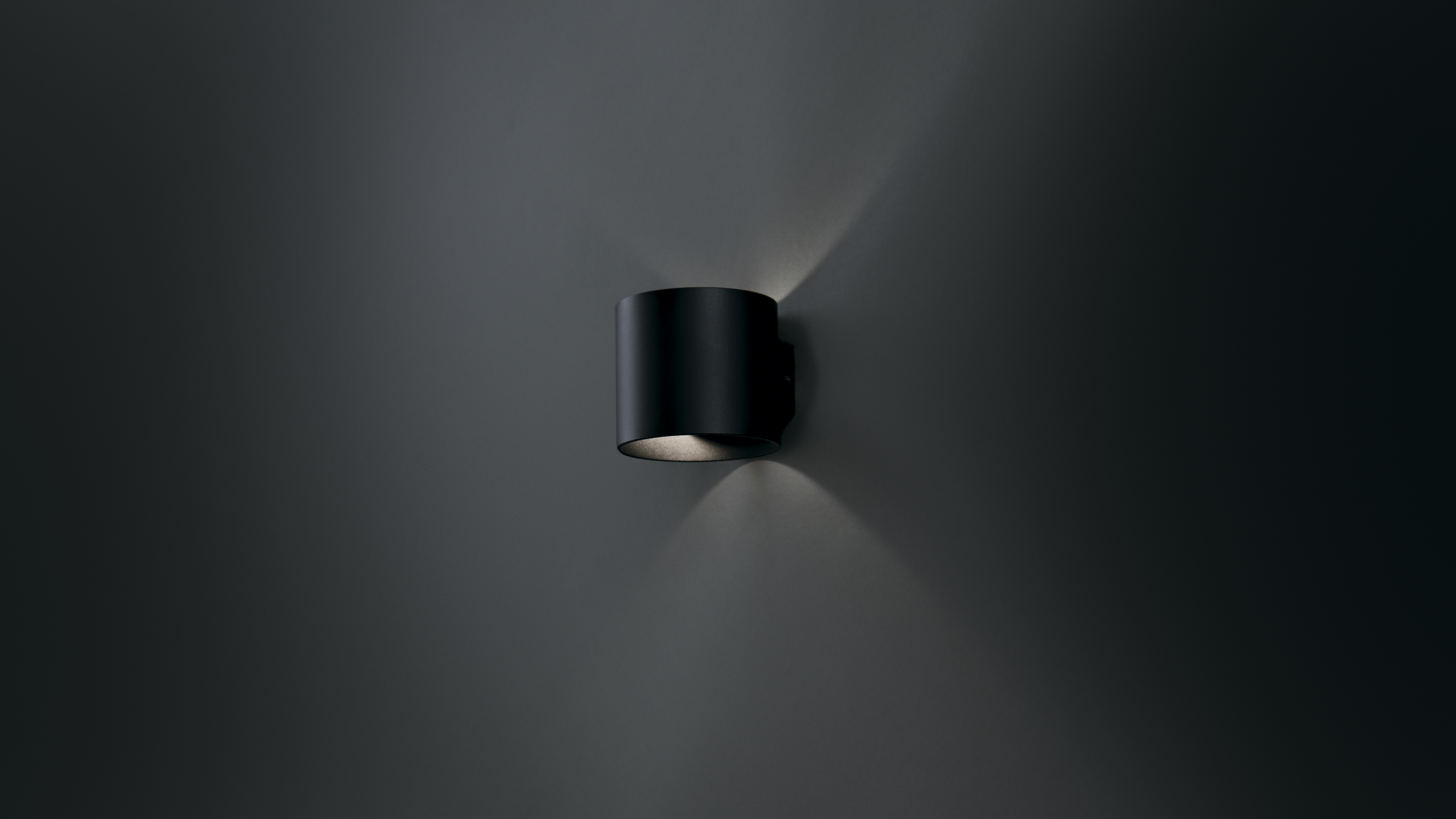 Дополнительная картинка Бра Maytoni Rond C066WL-01B