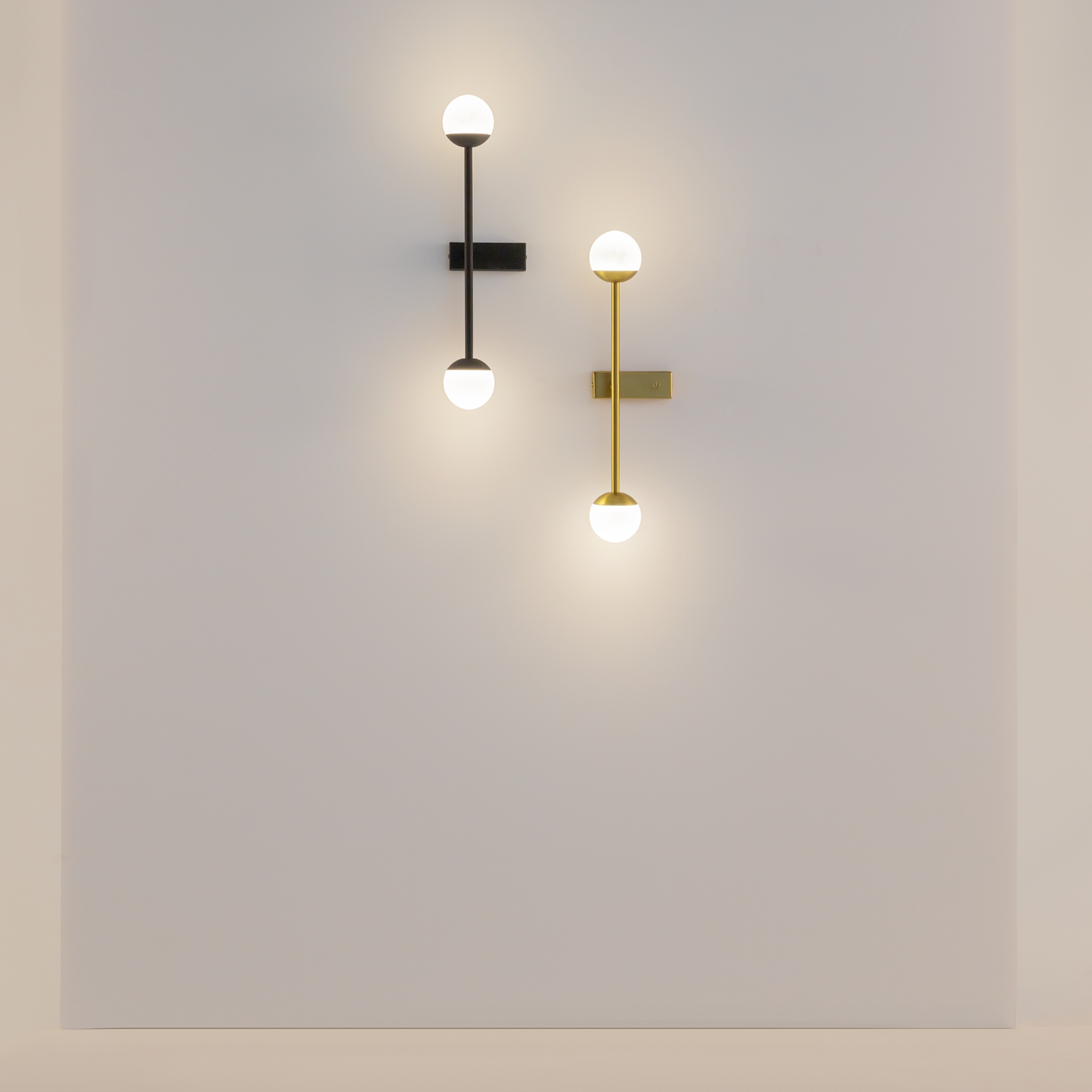 Дополнительная картинка Настенный светильник (бра) Maytoni MOD285WL-L10BS3K