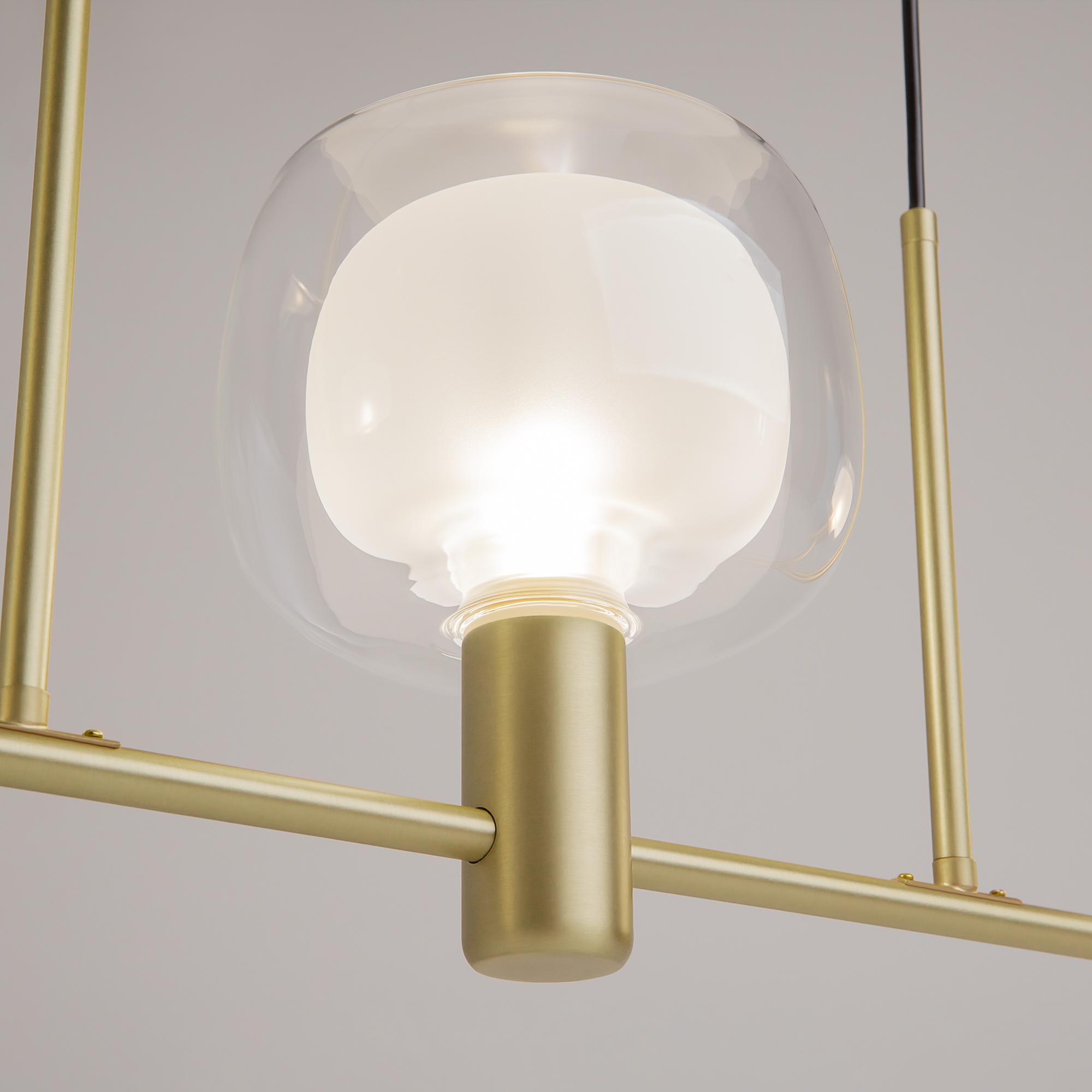 Дополнительная картинка Подвесной светильник Maytoni MOD411PL-03G