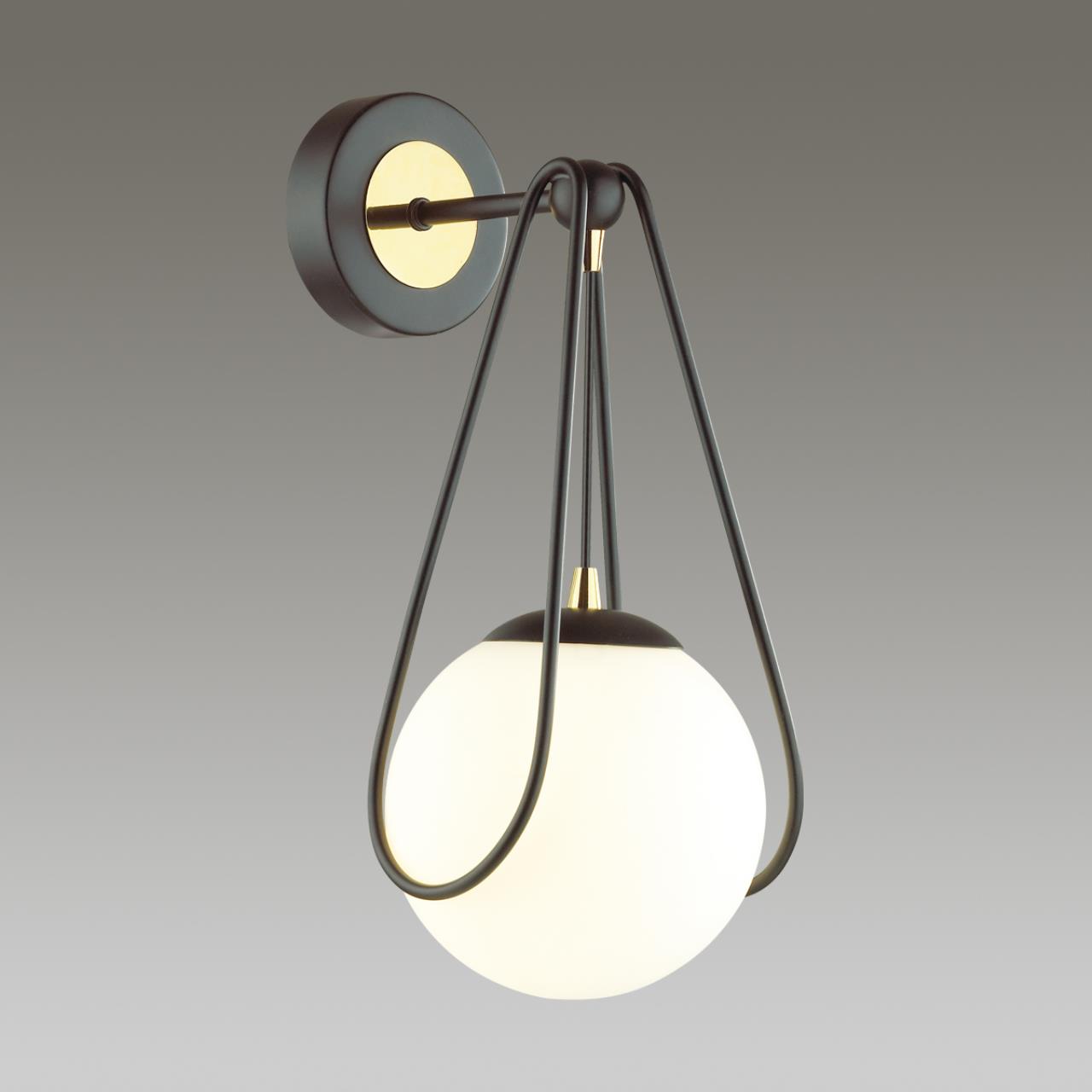 Картинка Бра Odeon Light Carol 4268/1W