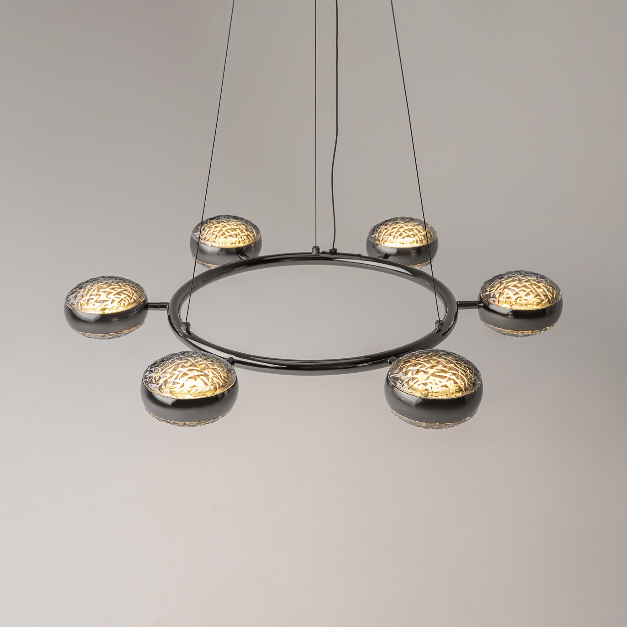 Дополнительная картинка Подвесной светильник Maytoni MOD299PL-L60BC3K