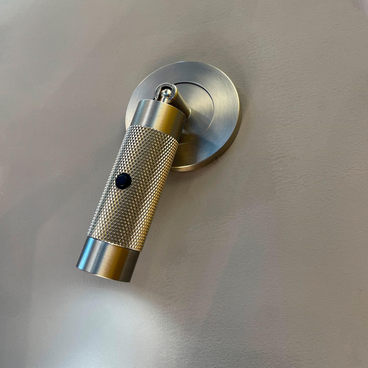 Картинка Настенный светильник Bedside 4276-1W