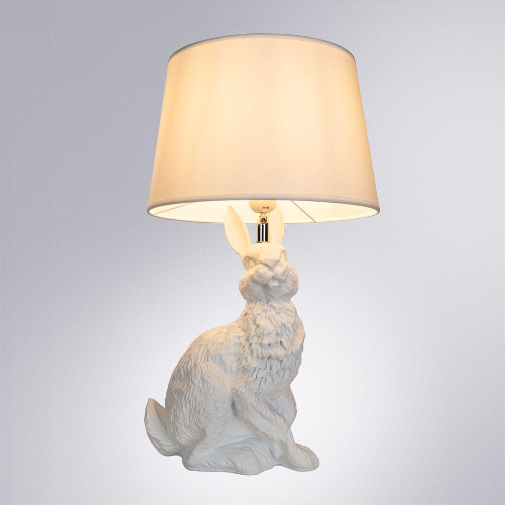 Дополнительная картинка Настольная лампа Arte Lamp Izar A4015LT-1WH