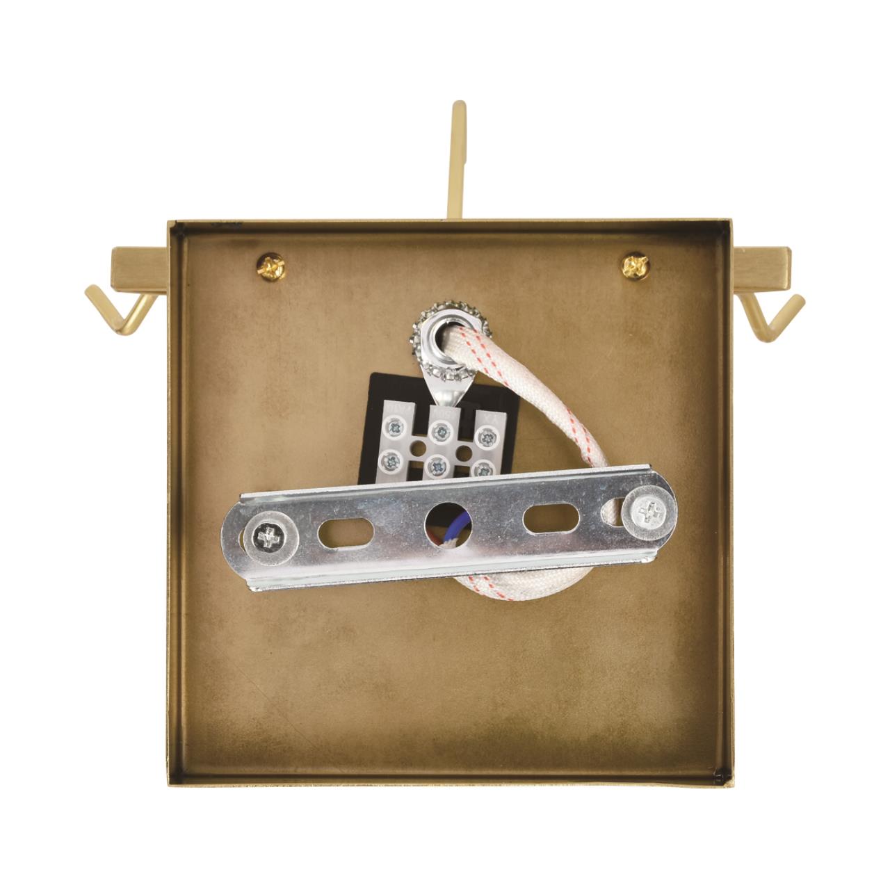 Картинка 8385/1W Lumion Настенный светильник PLUME