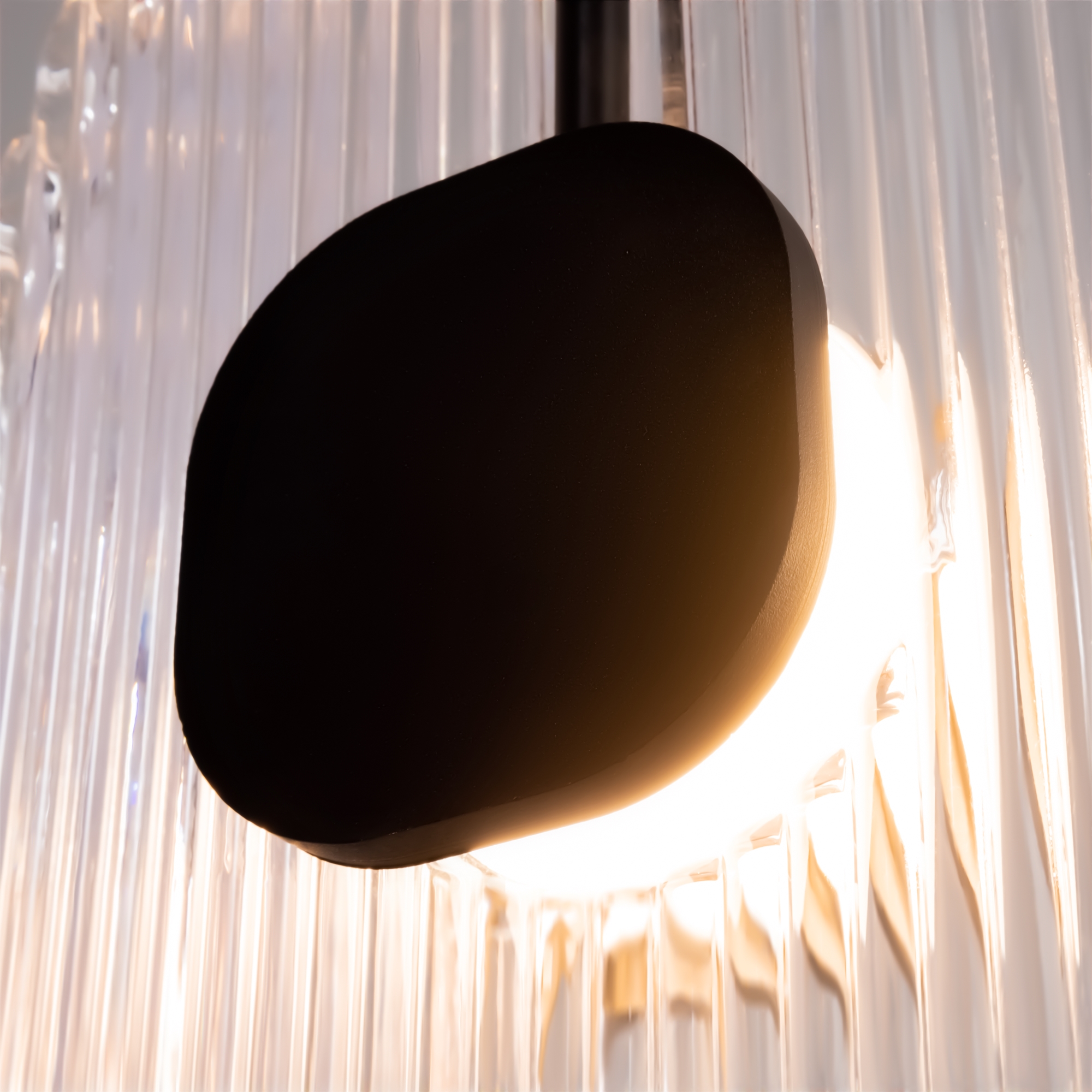 Картинка Подвесной светильник Maytoni MOD152PL-L1BK