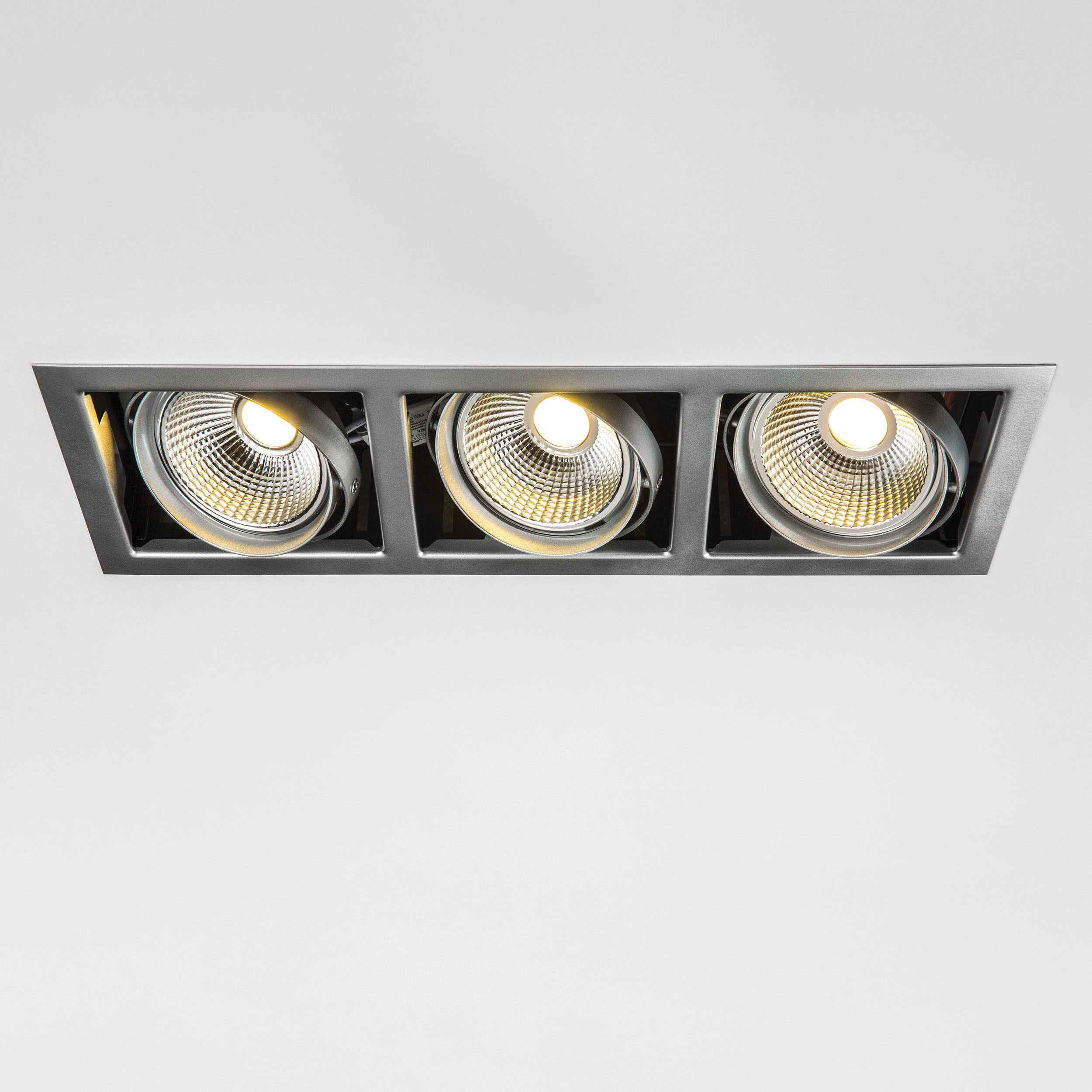 Дополнительная картинка Встраиваемый светильник Lightstar Cardano 214137