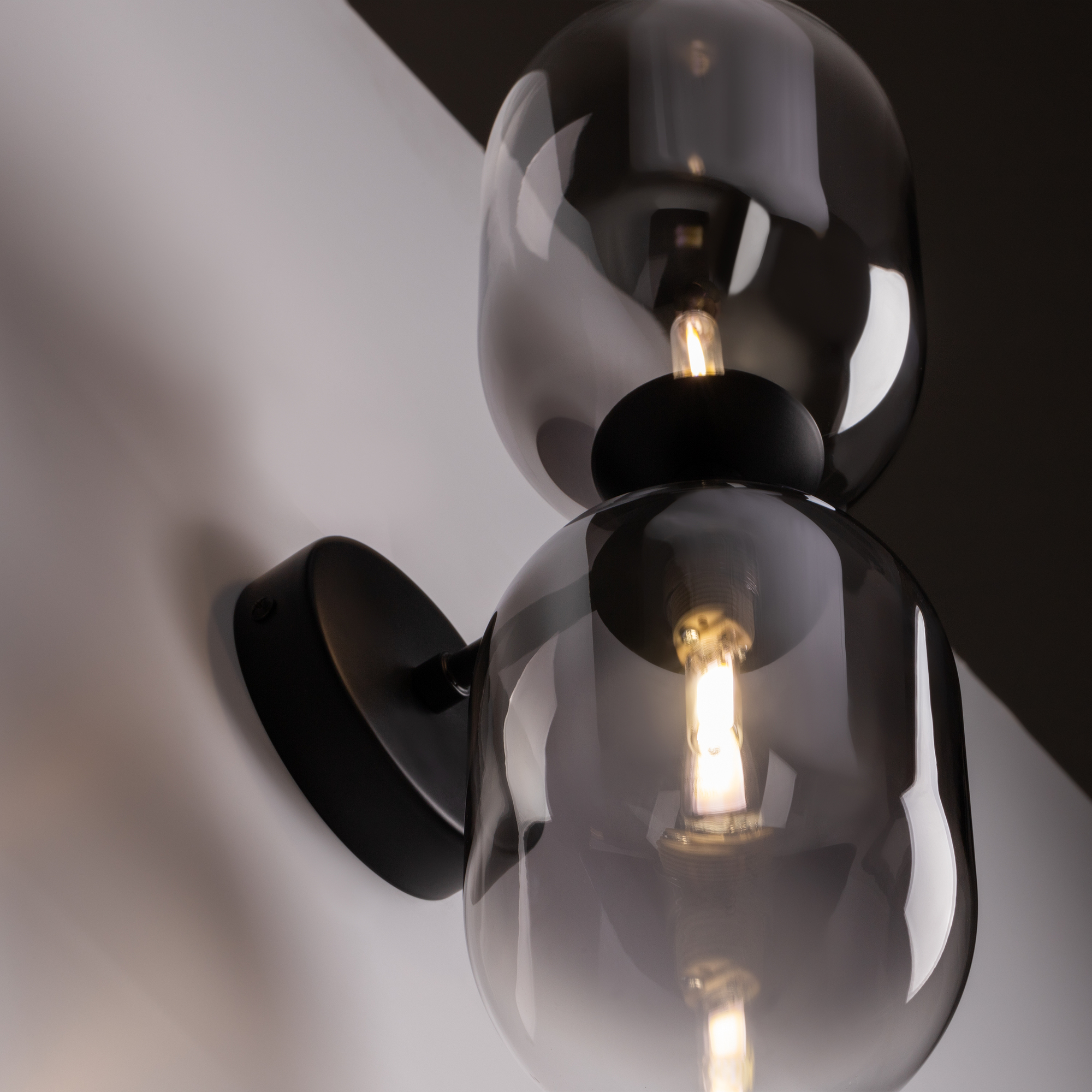 Дополнительная картинка Настенный светильник (бра) Freya FR1011WL-02B