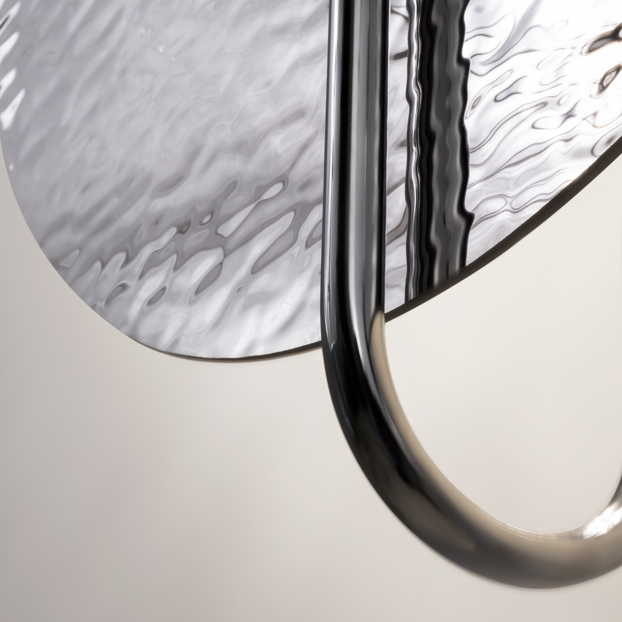 Дополнительная картинка Настенный светильник (бра) Maytoni MOD305WL-03CH