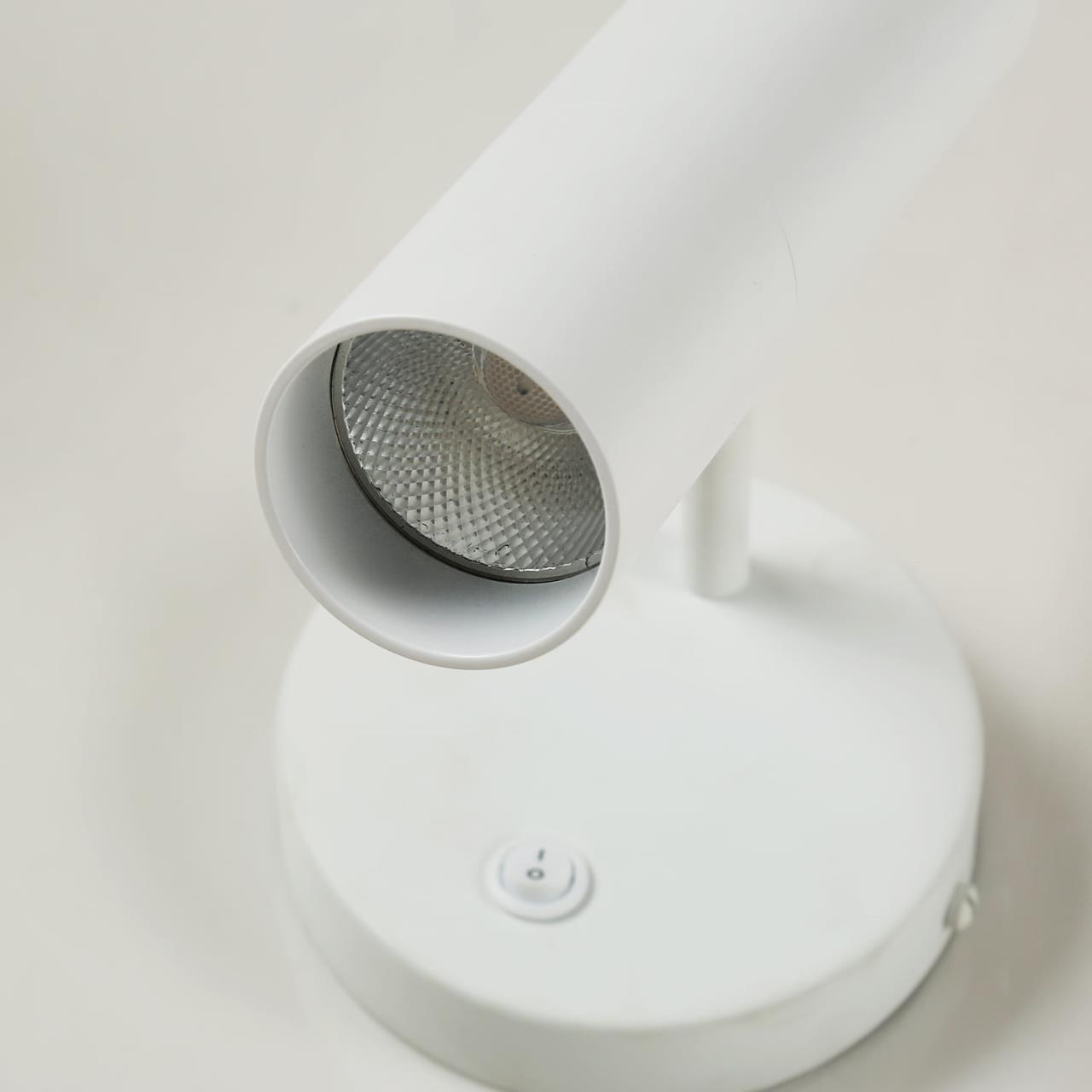 Дополнительная картинка Светодиодный спот Favourite Tube 2108-1W