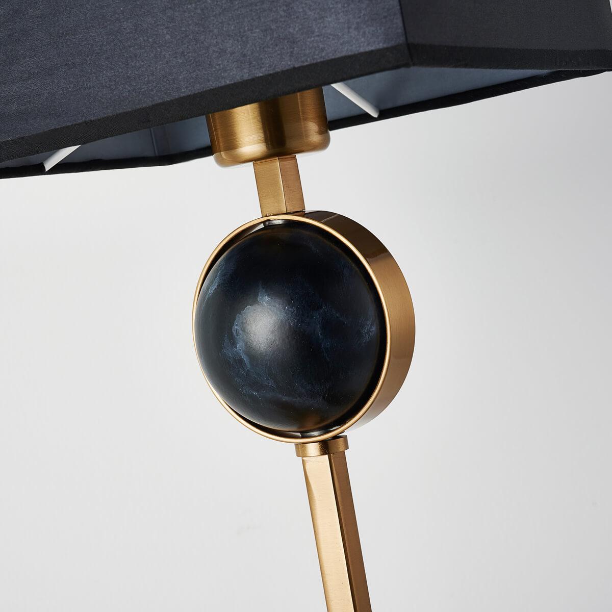 Дополнительная картинка Настольная лампа Favourite Diva 2822-1T