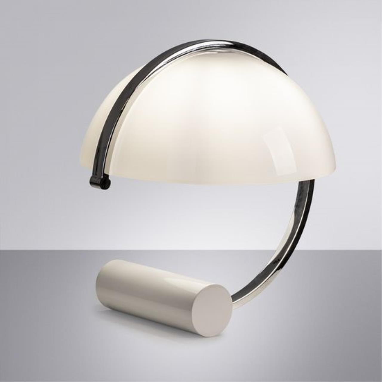 Картинка Настольный светильник Arte Lamp BRAVA A5056LT-1CC