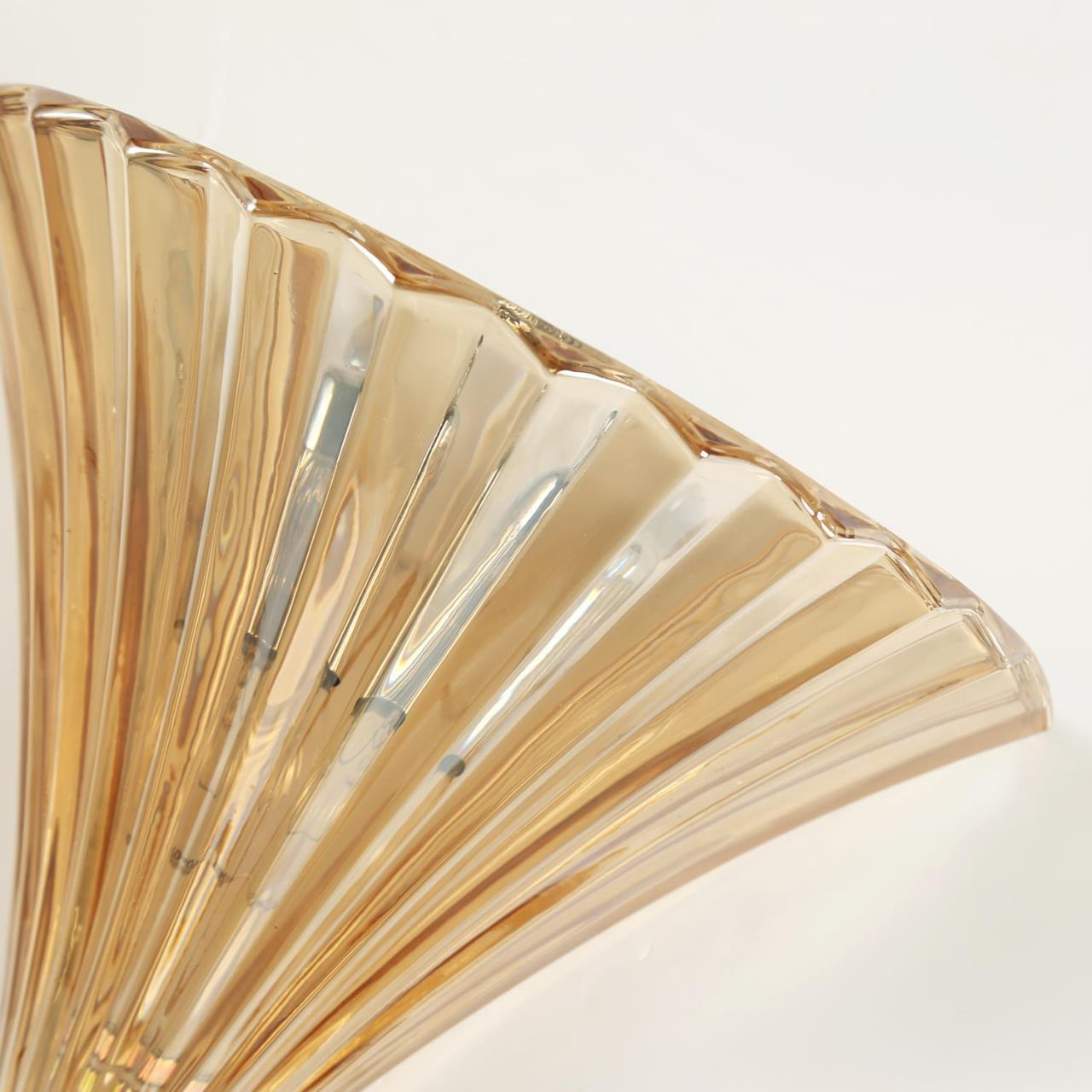 Дополнительная картинка Настенный светильник Favourite Iris 1697-1W