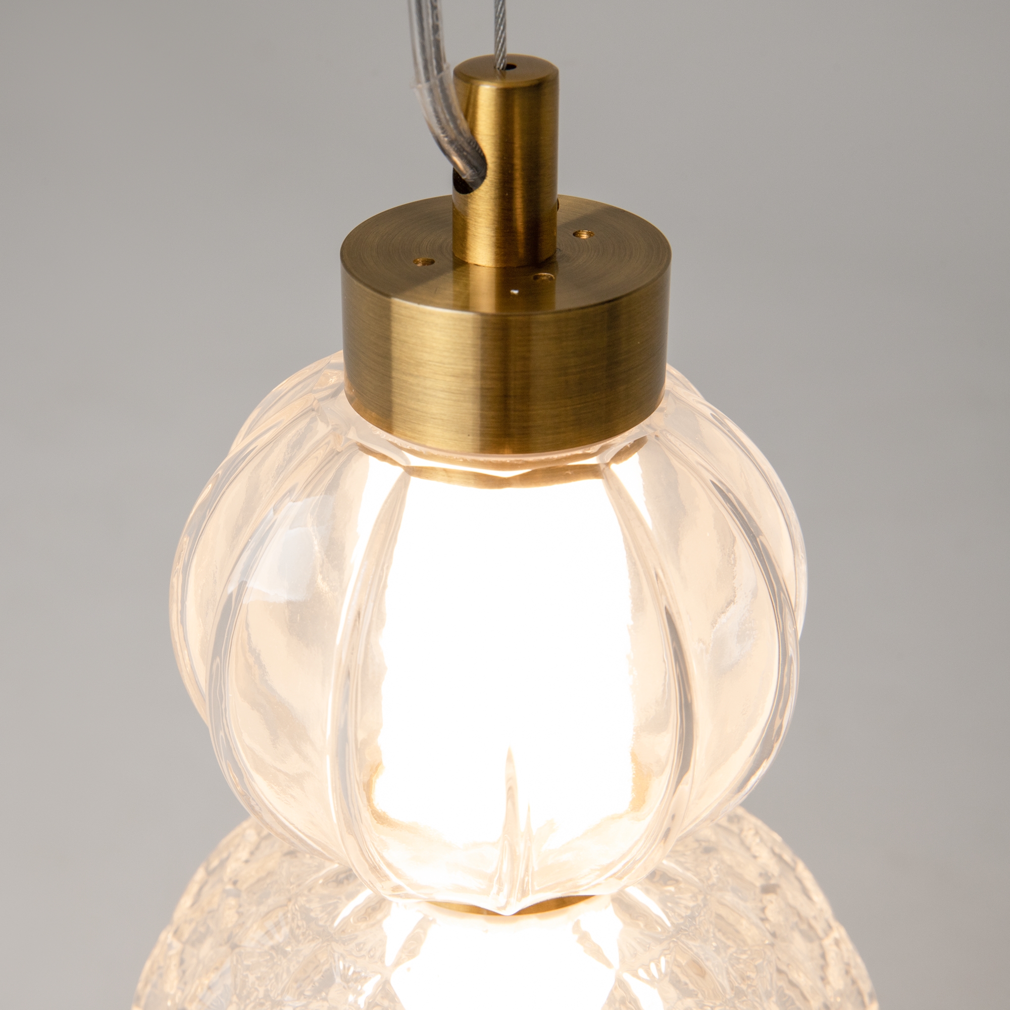 Дополнительная картинка Подвесной светильник Maytoni P069PL-L16G3K