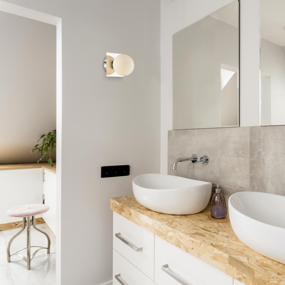 Картинка Бра Lumion Vintage Astrid 4566/1W