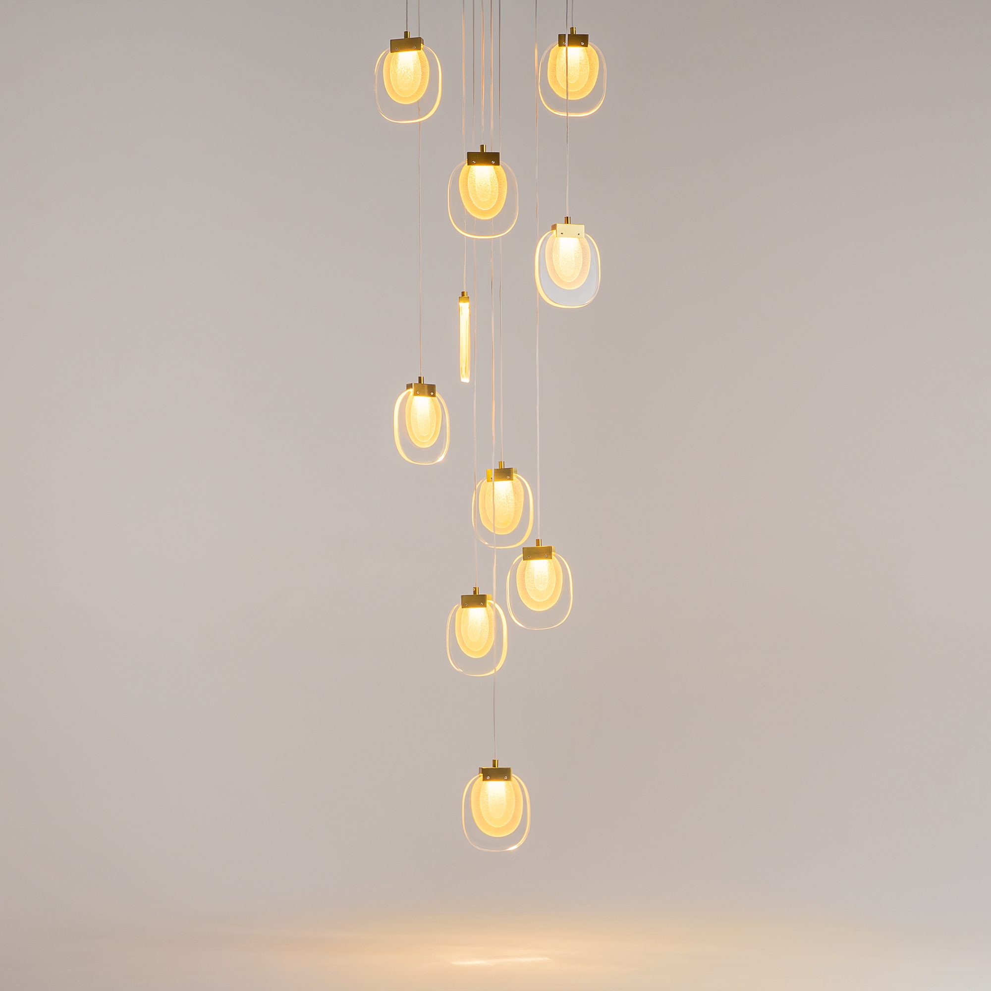 Дополнительная картинка Люстра Maytoni MOD367PL-L30BBSK