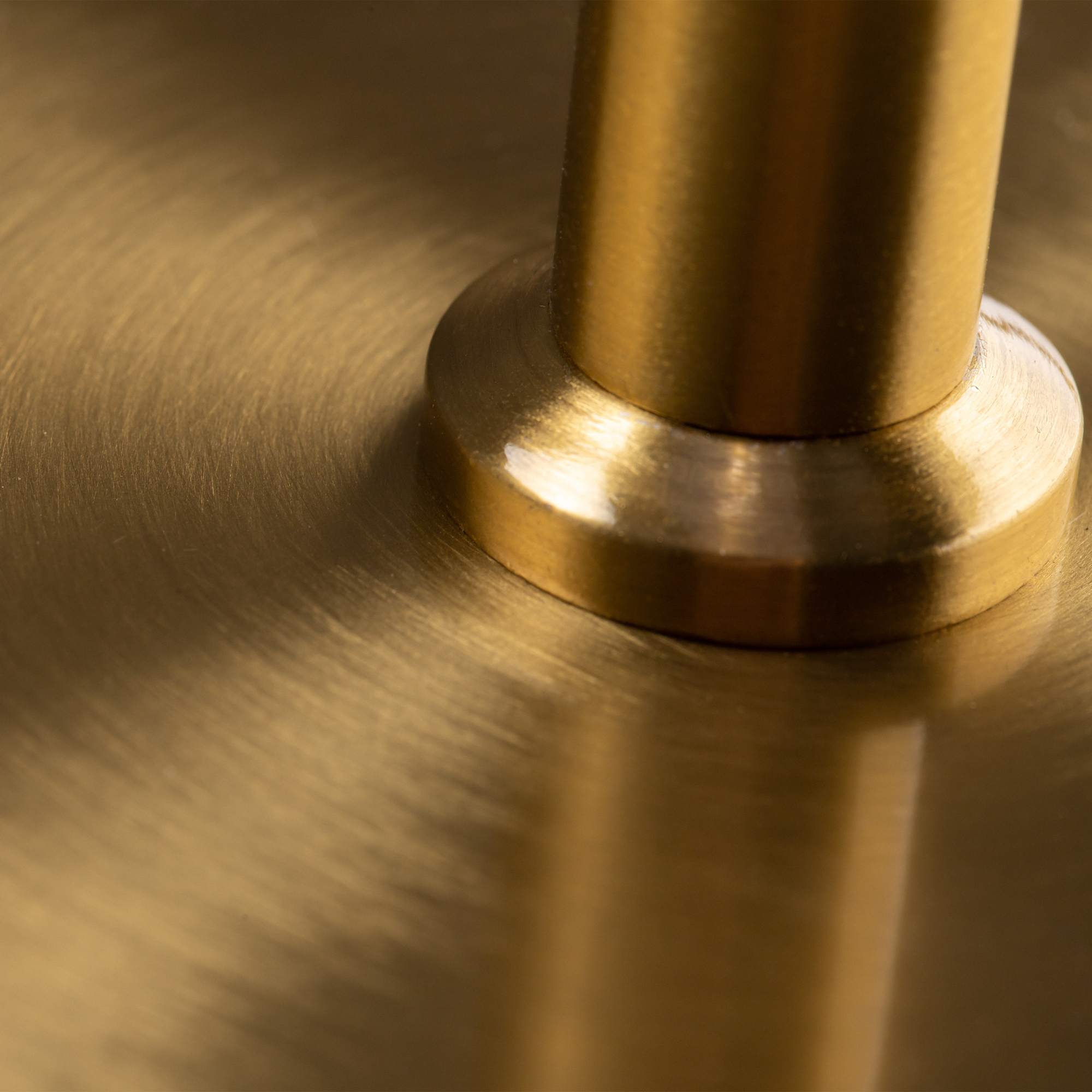 Картинка Напольный светильник (торшер) Freya FR5372FL-03BS