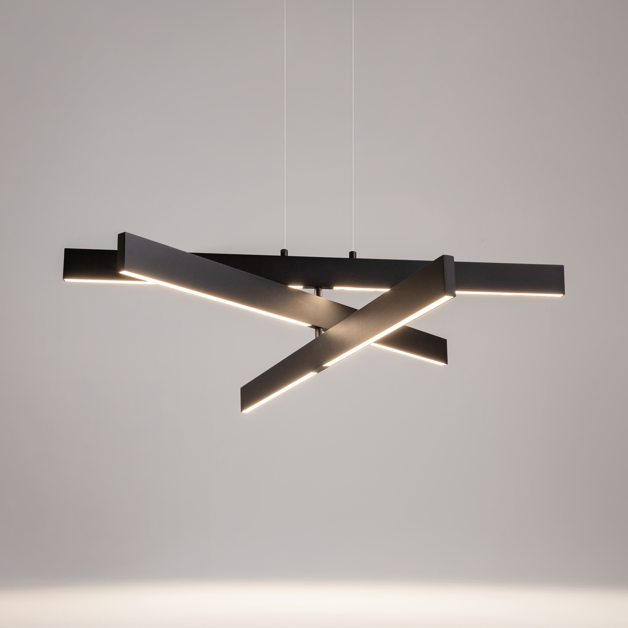 Дополнительная картинка Подвесной светильник Maytoni MOD163PL-L38B4K