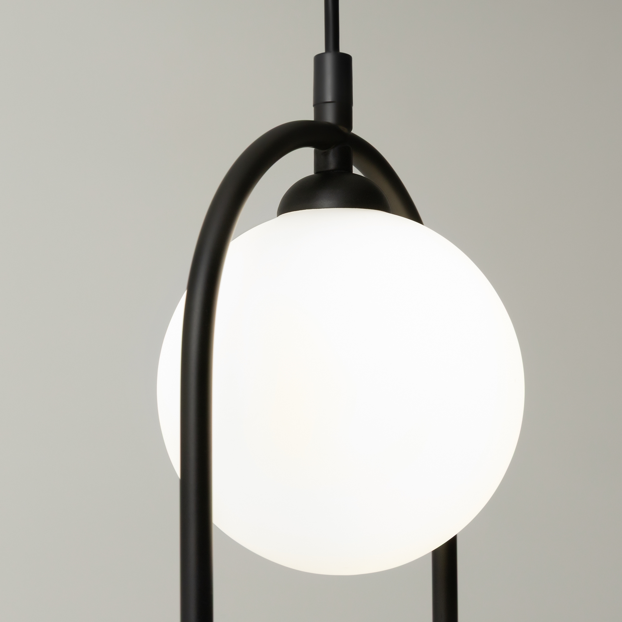 Дополнительная картинка Подвесной светильник Maytoni Ring MOD013PL-02B