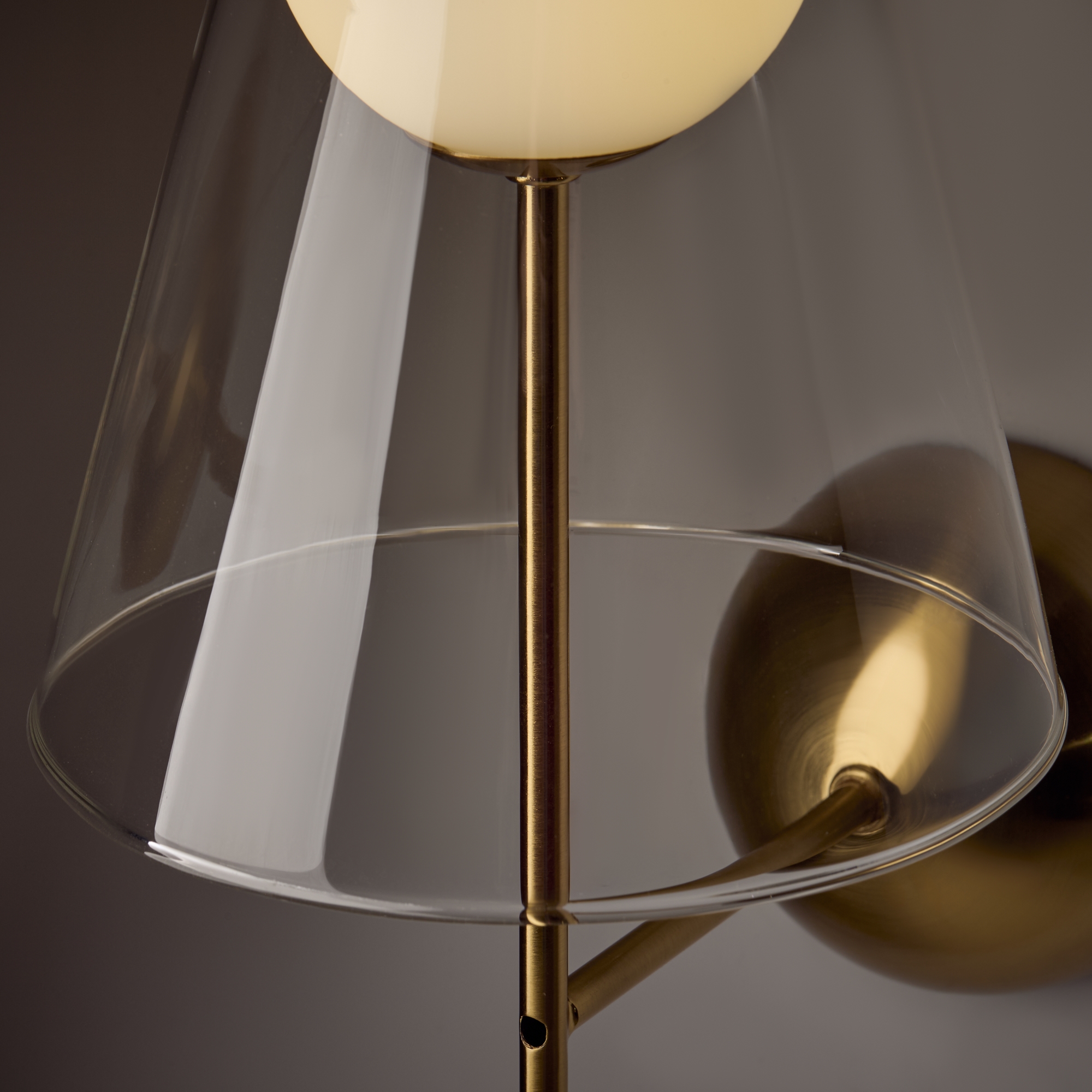 Дополнительная картинка Настенный светильник (бра) Freya FR5382WL-01BS