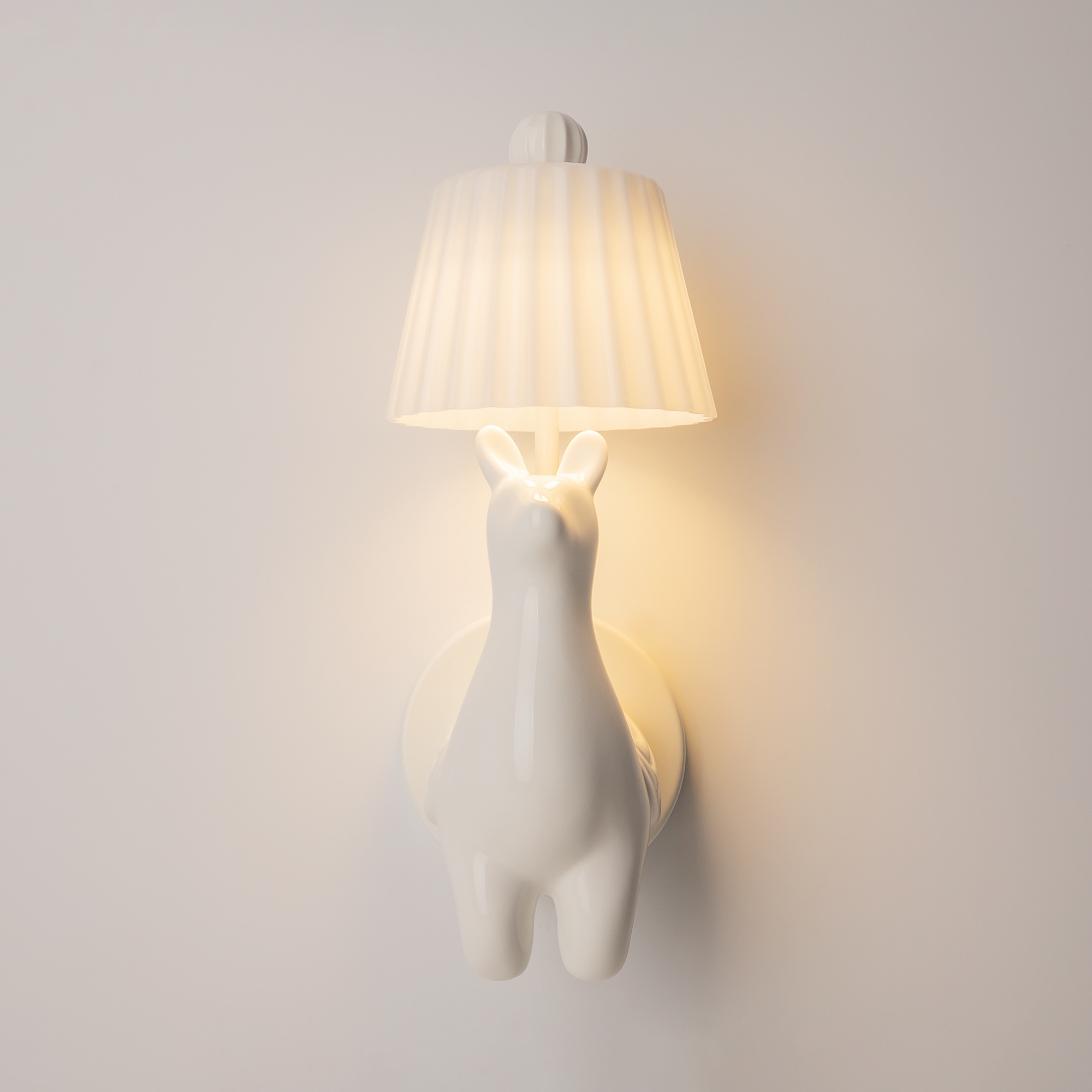 Дополнительная картинка Настенный светильник (бра) Maytoni MOD377WL-L6W3K