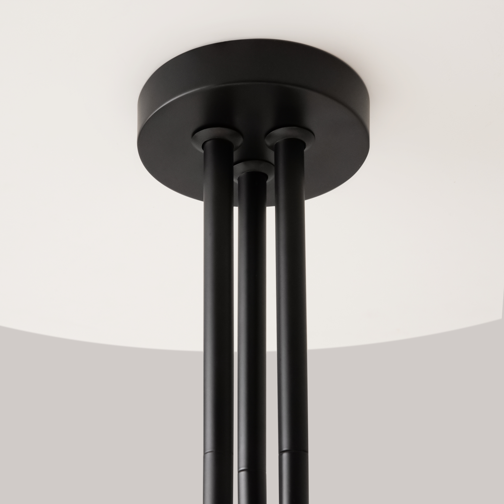 Дополнительная картинка Люстра Maytoni MOD333PL-06B