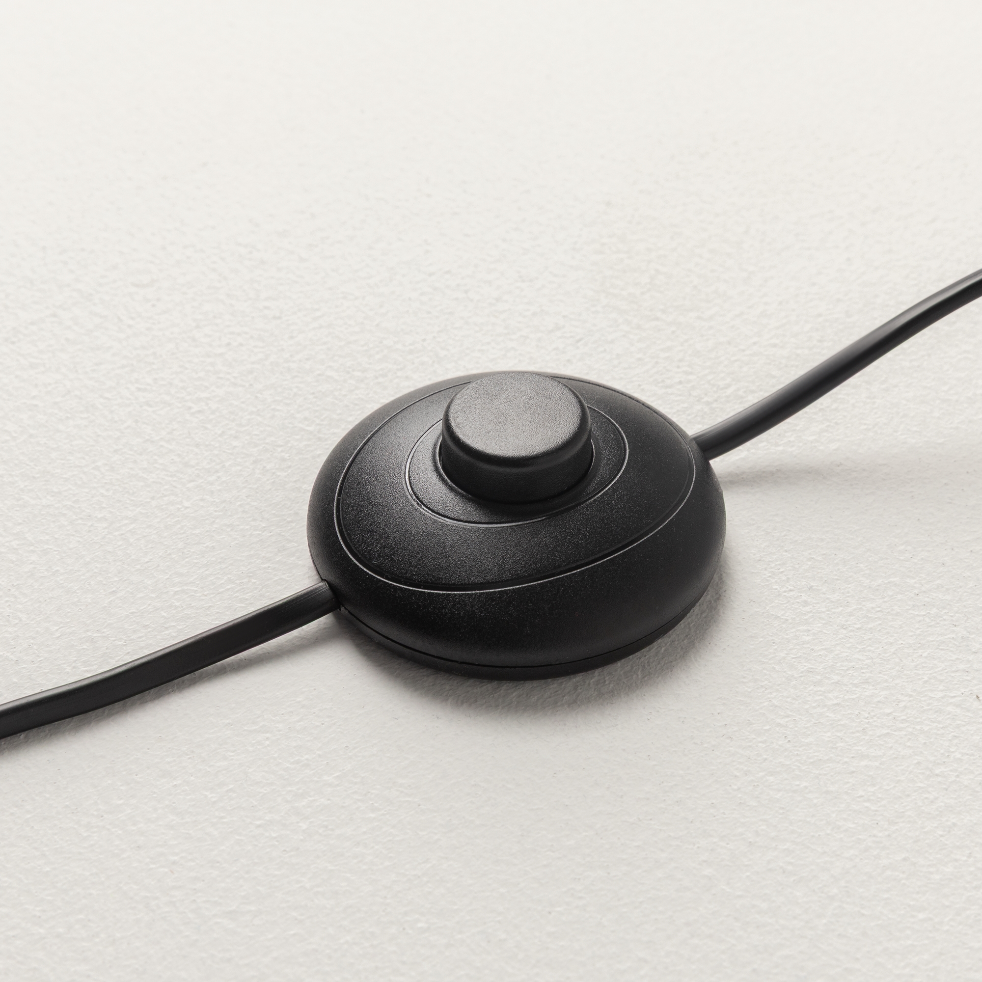 Картинка Напольный светильник (торшер) Maytoni MOD478FL-L15B3K Double Moon