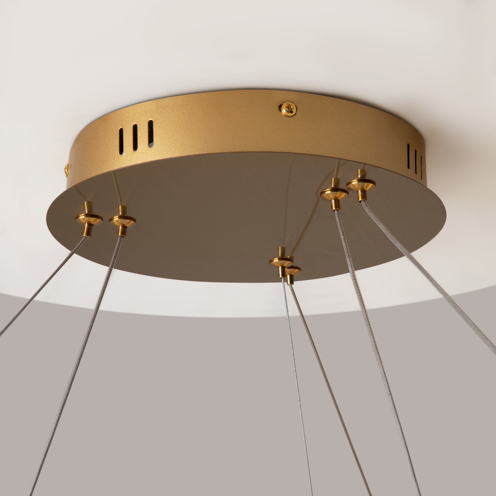 Дополнительная картинка Подвесной светильник Maytoni P097PL-L90BS3K