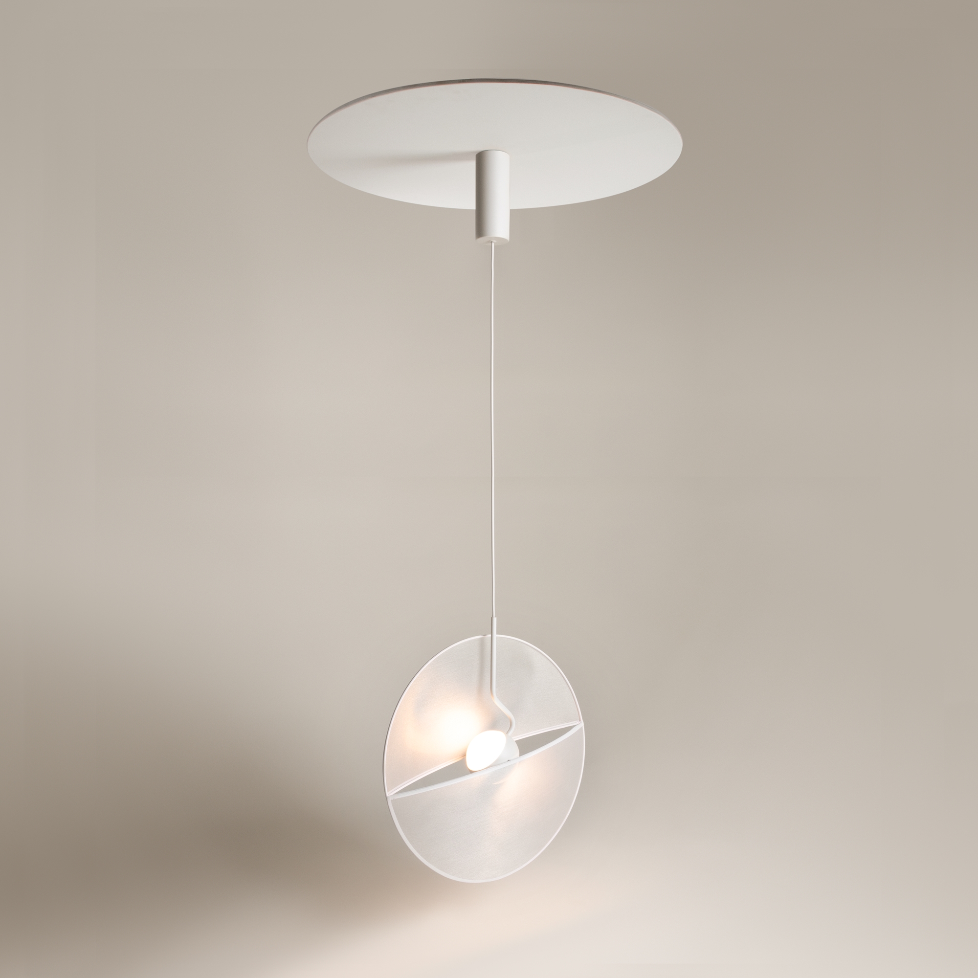 Картинка Подвесной светильник Maytoni MOD154PL-L6W3K