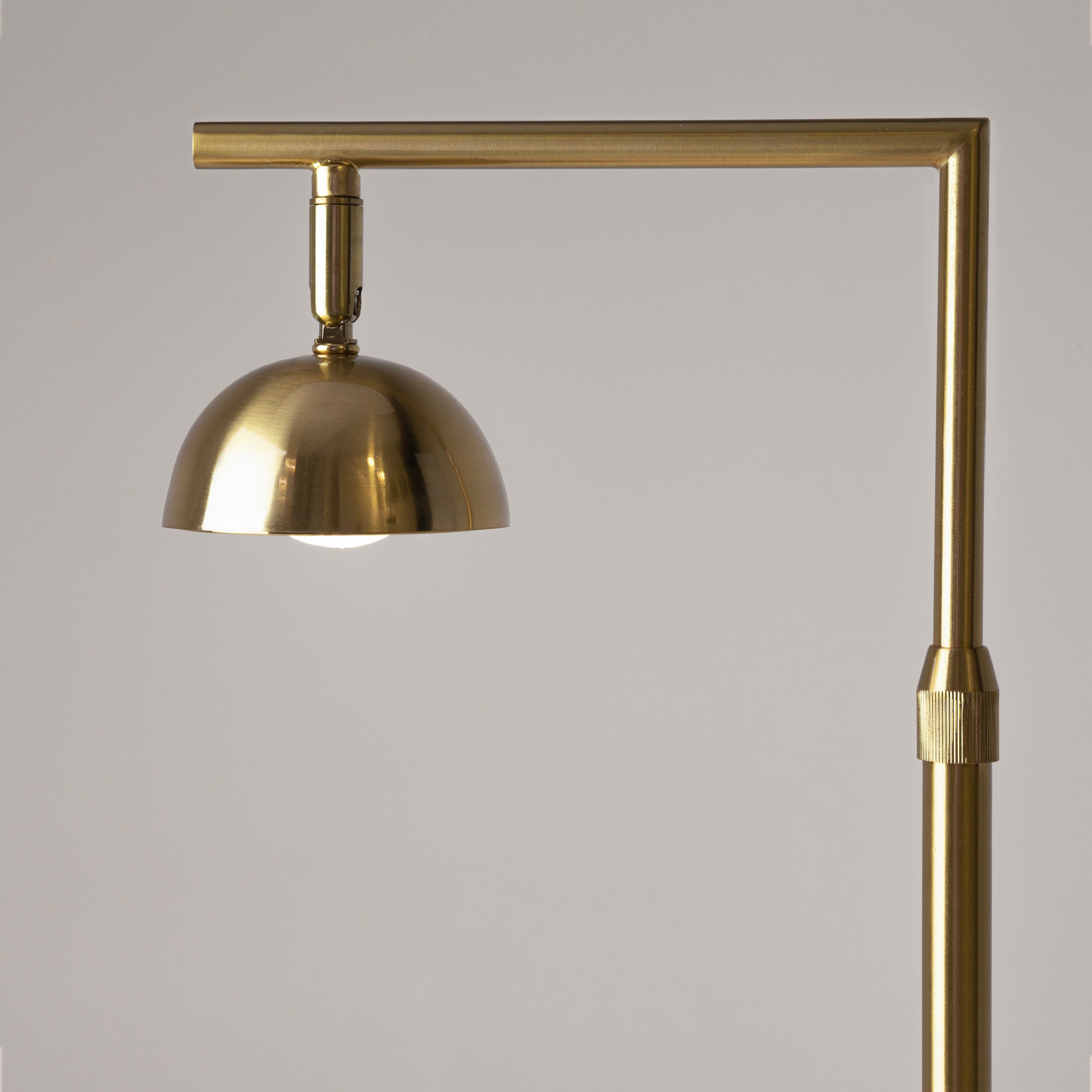 Картинка Напольный светильник (торшер) Maytoni MOD372FL-L10BS3K