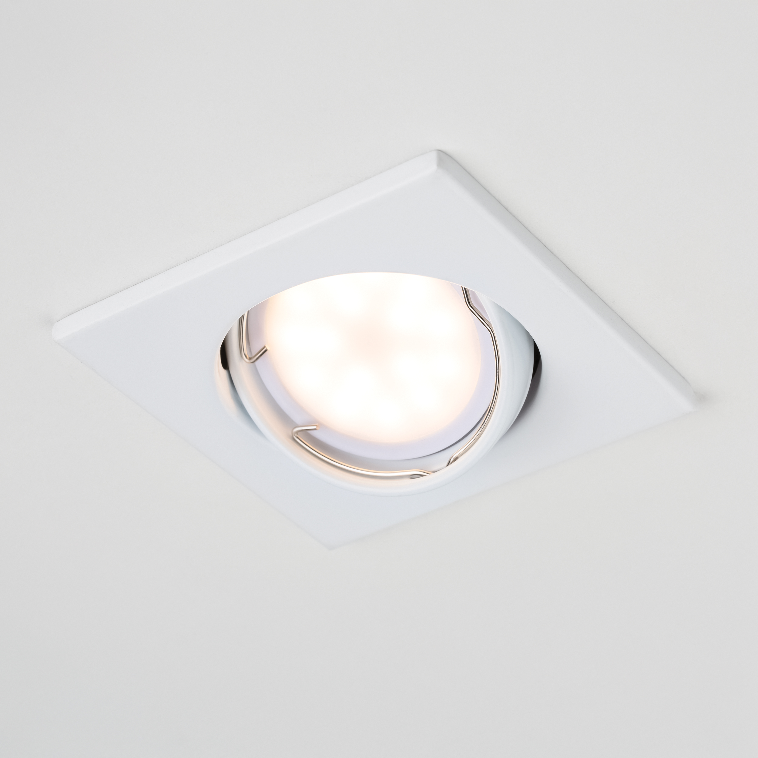 Дополнительная картинка Встраиваемый светильник Lightstar Lega16 011940