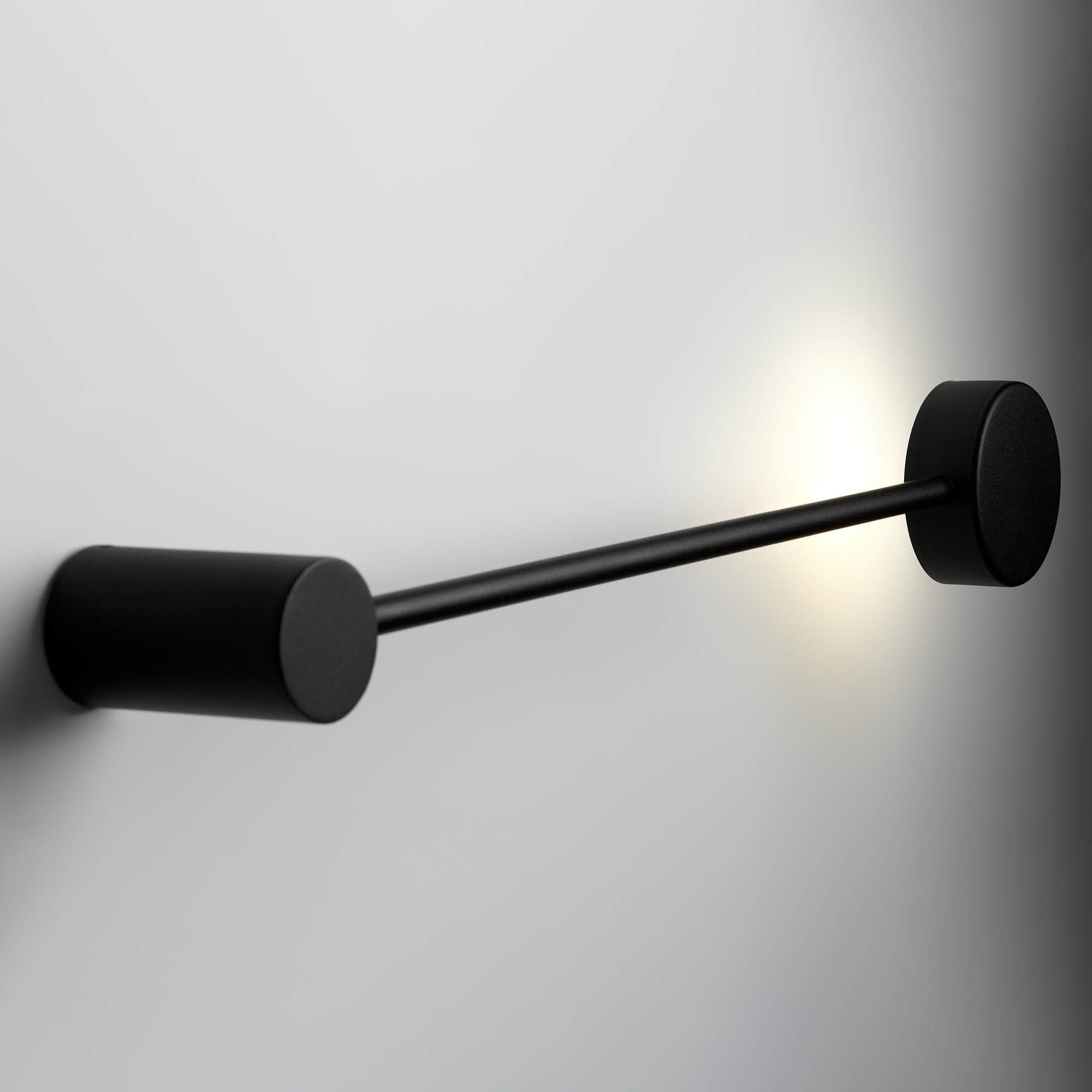 Дополнительная картинка Настенный светильник (бра) Freya FR5363WL-01B1