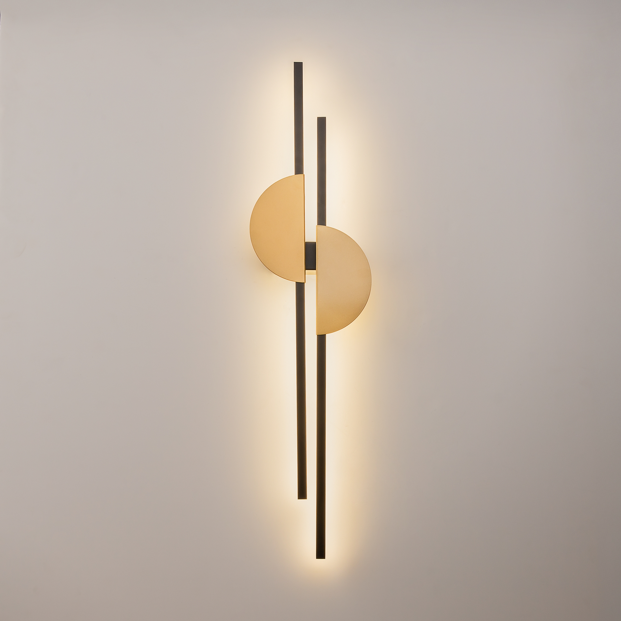 Дополнительная картинка Настенный светильник (бра) Maytoni MOD179WL-L22BS4K