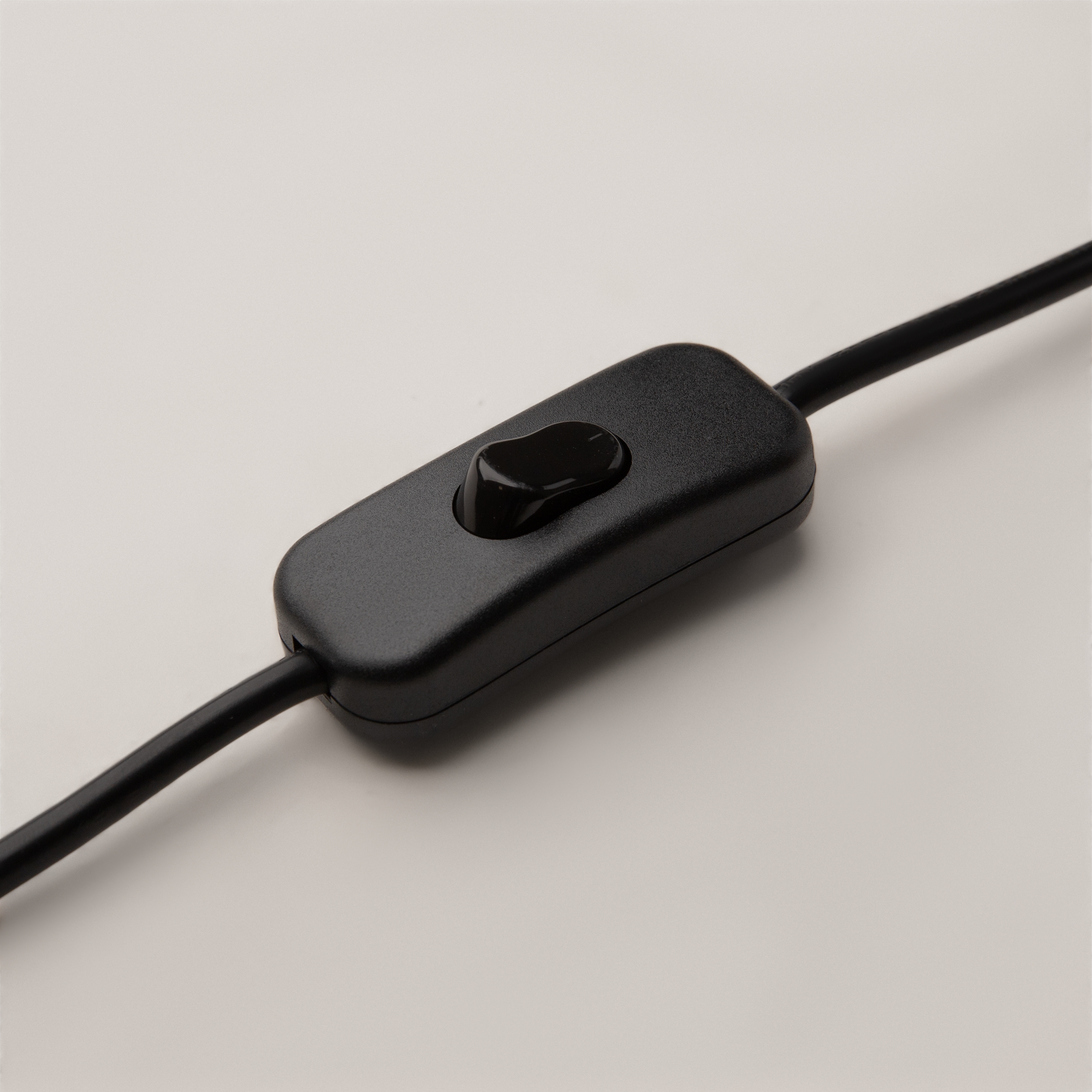 Дополнительная картинка Настольная лампа Technical MOD126TL-01B