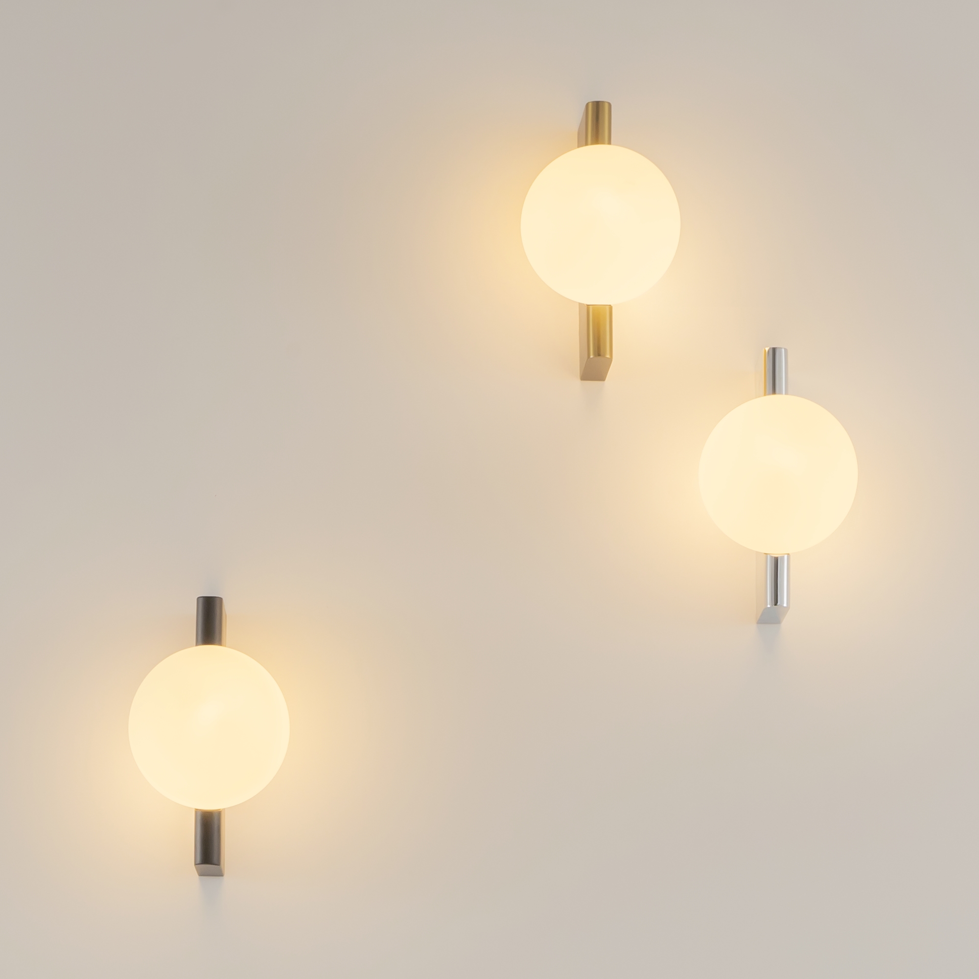 Картинка Настенный светильник (бра) Maytoni MOD324WL-01BS