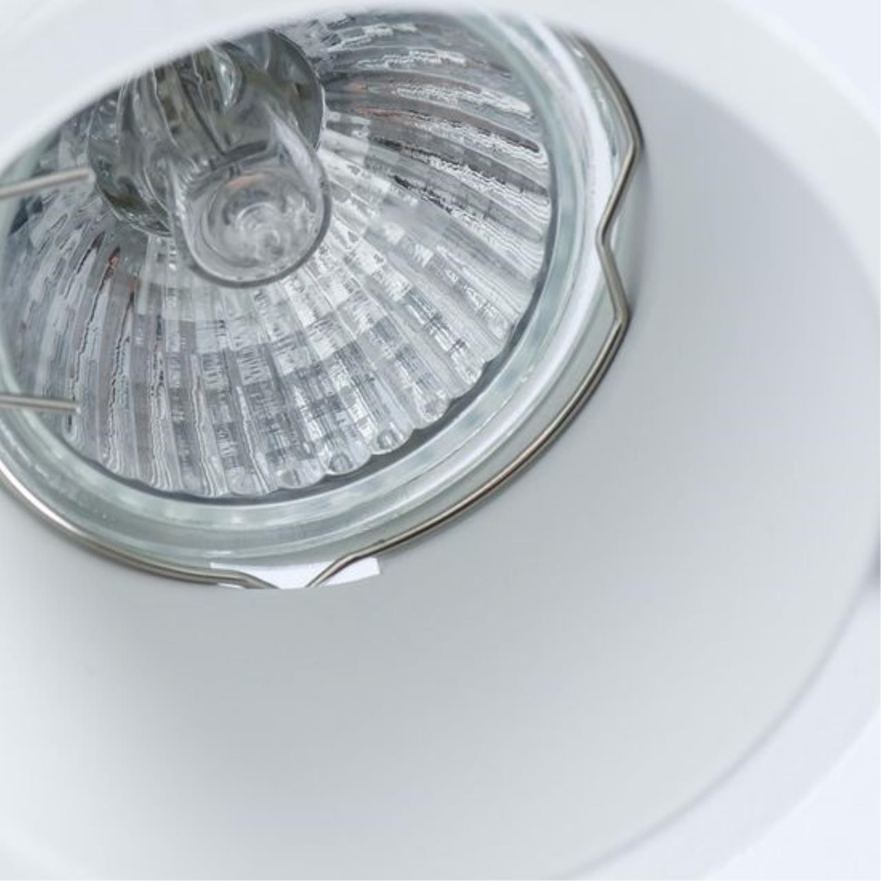 Дополнительная картинка Встраиваемый светильник Arte Lamp A6667PL-1WH