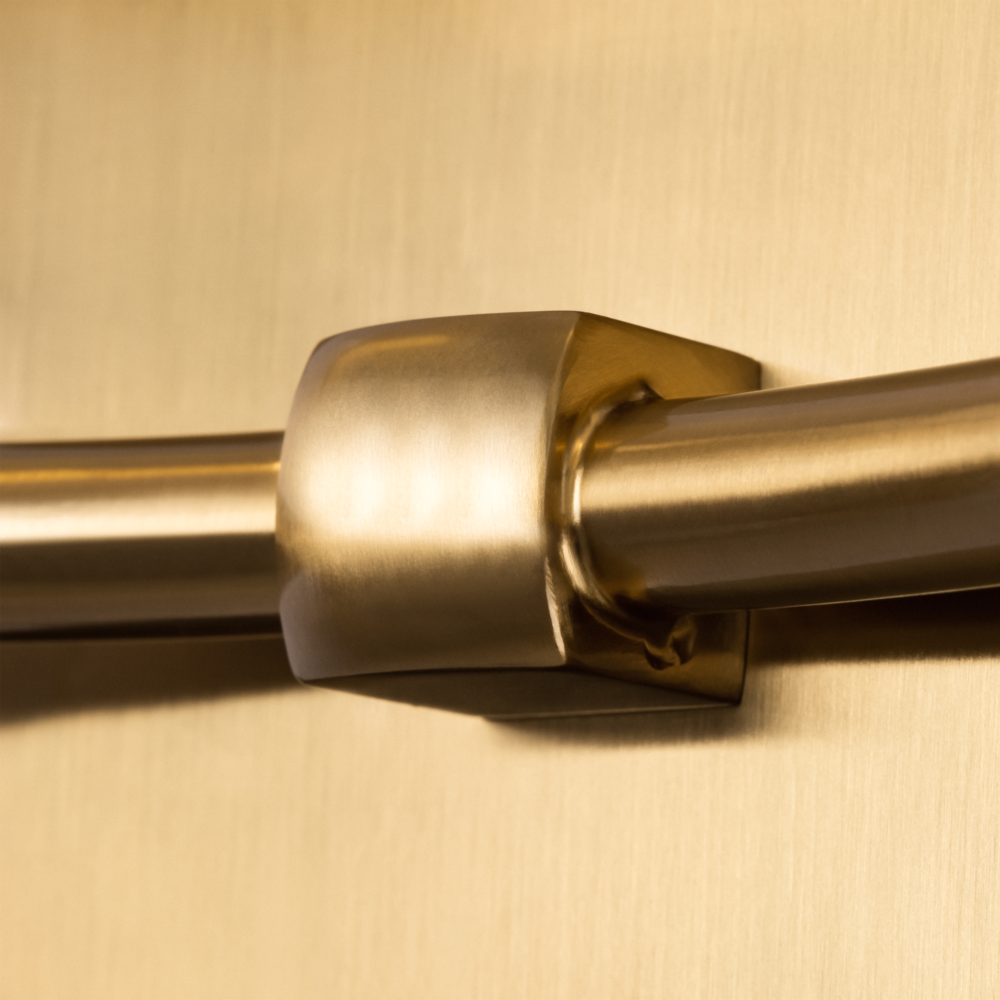 Дополнительная картинка Настенный светильник (бра) Maytoni MOD224WL-02BS