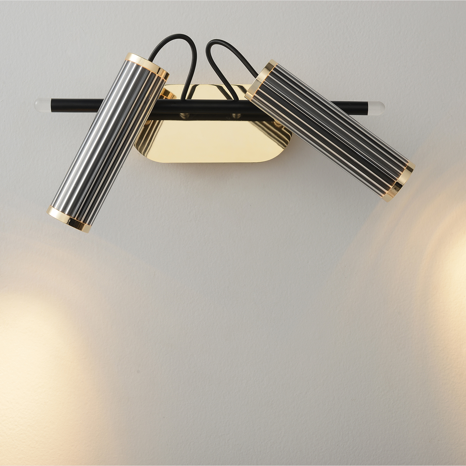 Дополнительная картинка Настенный светильник Crystal Lux EXTRA 0540/402