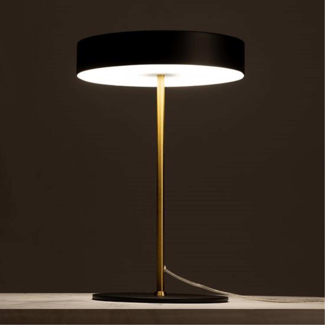 Картинка Настольный светильник Arte Lamp ELNATH A5038LT-3BK